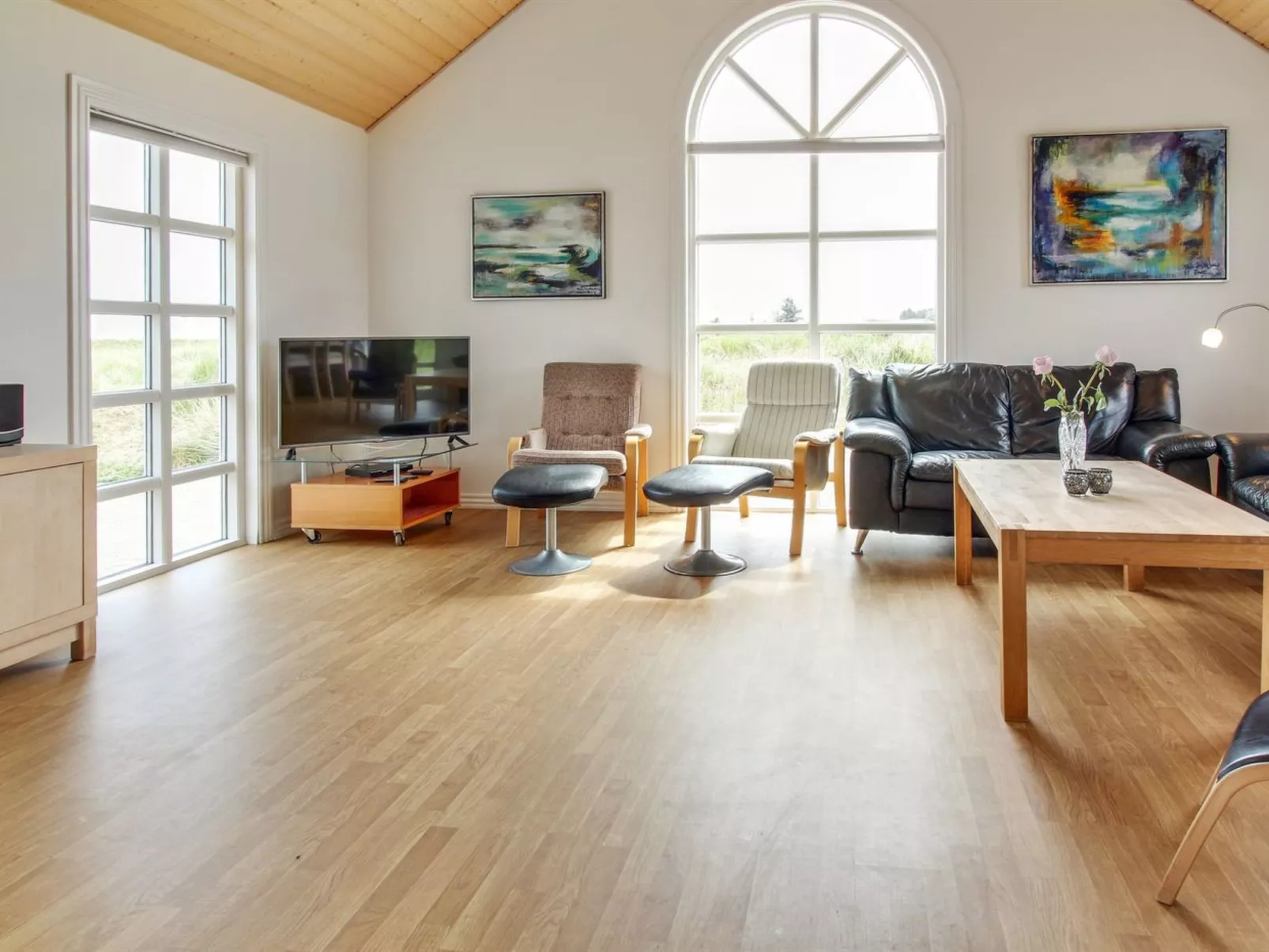 "Suvi" - 900m from the sea-Binnen