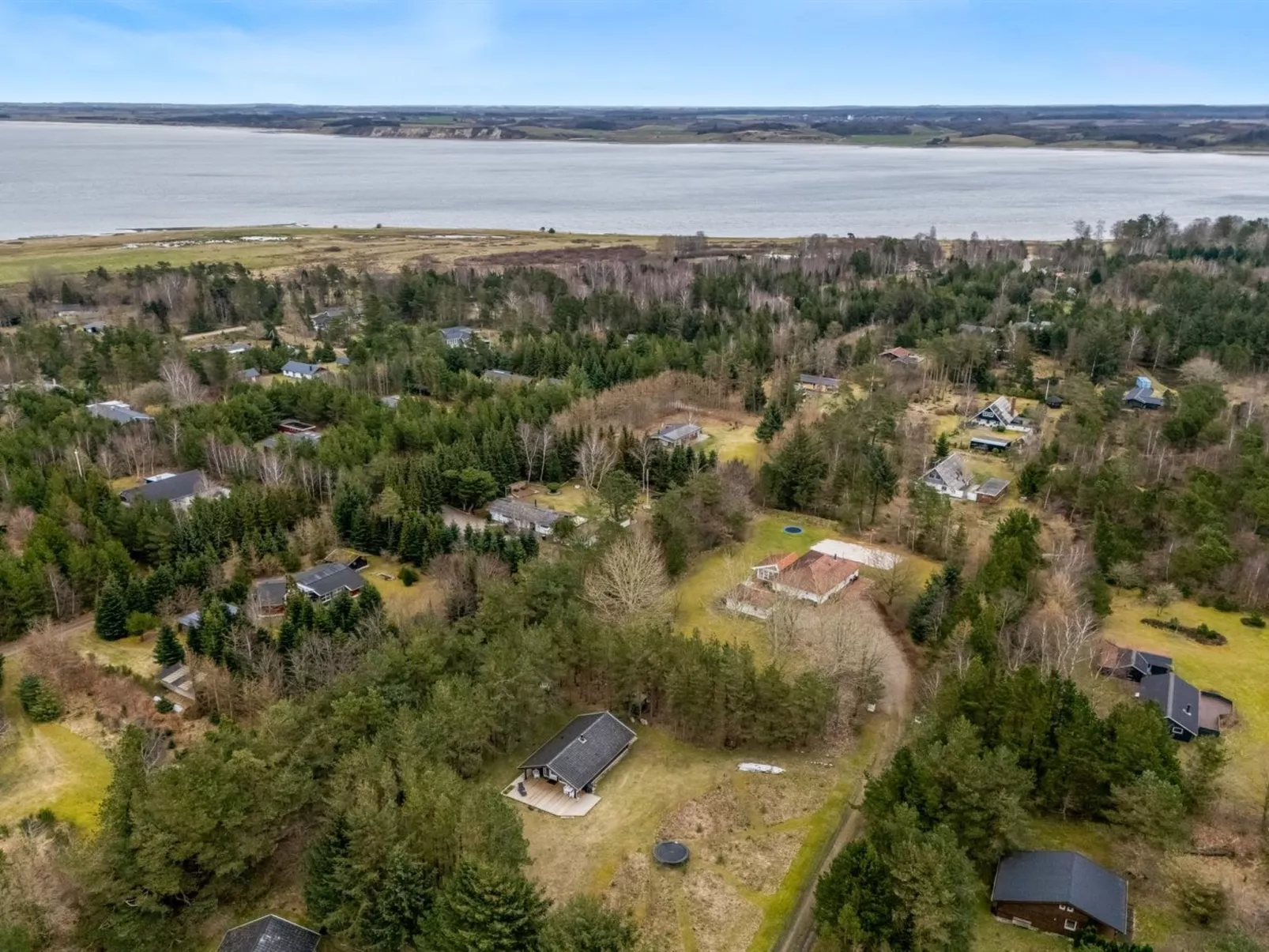 "Aman" - 700m to the fjord-Buiten