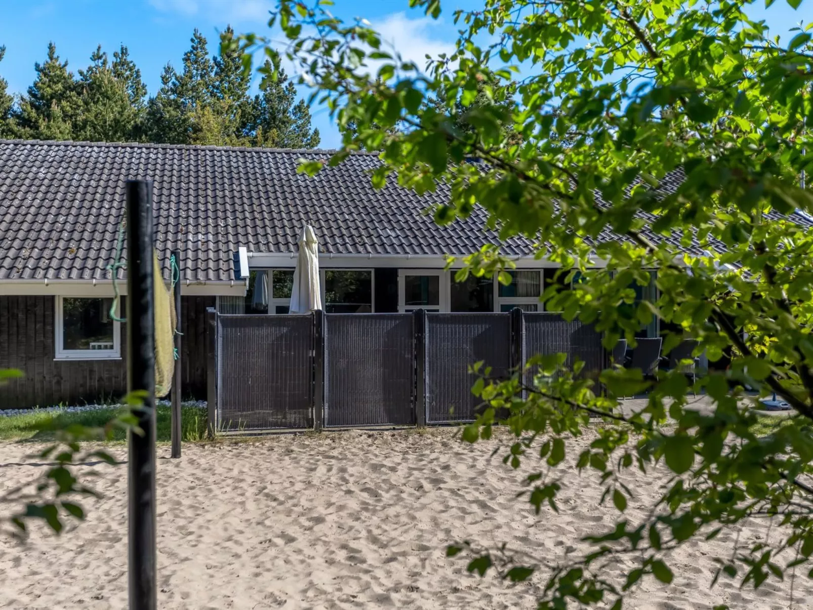 "Livni" - 3.8km from the sea-Buiten