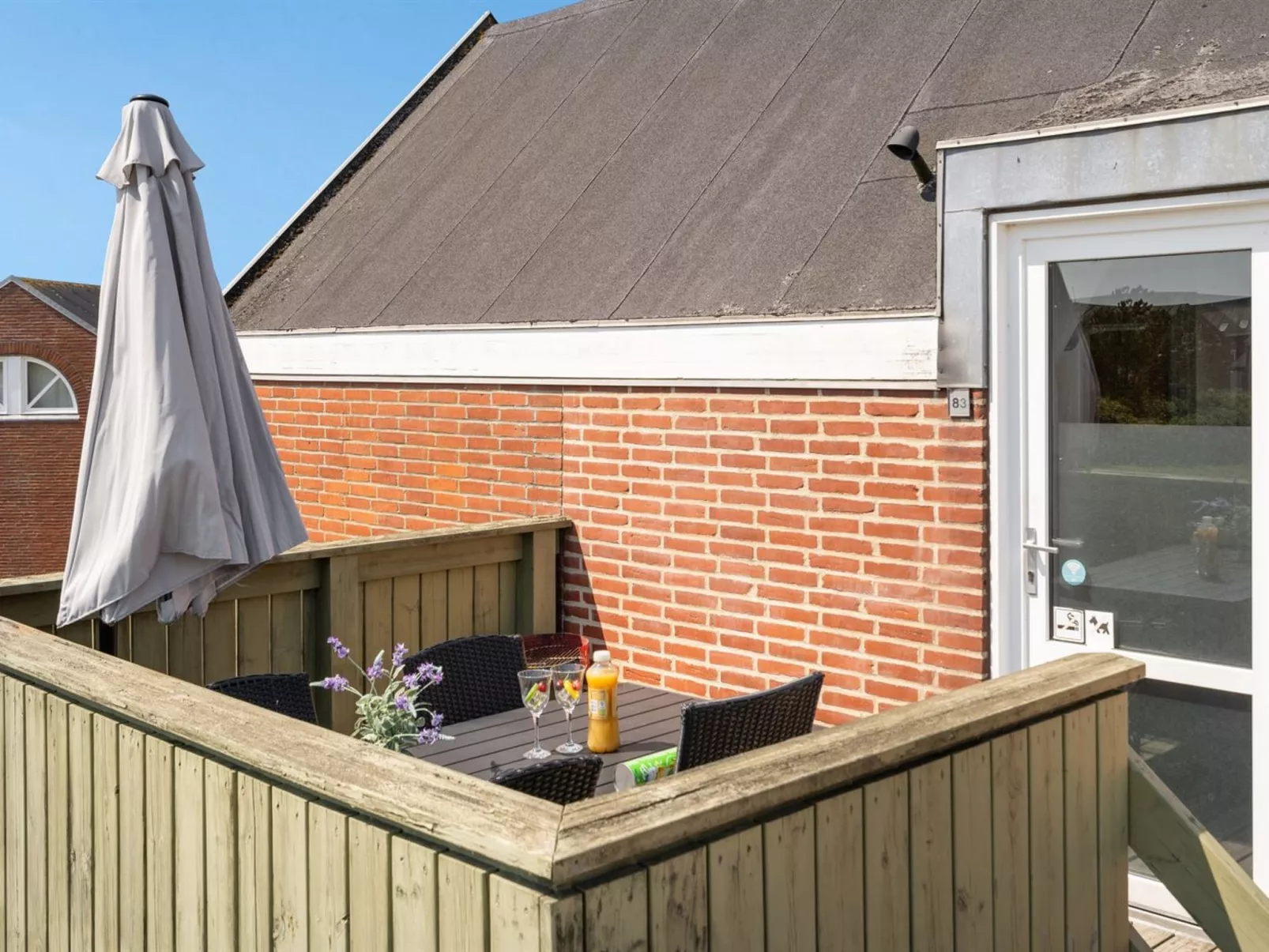 "Roya" - 1.9km from the sea-Buiten