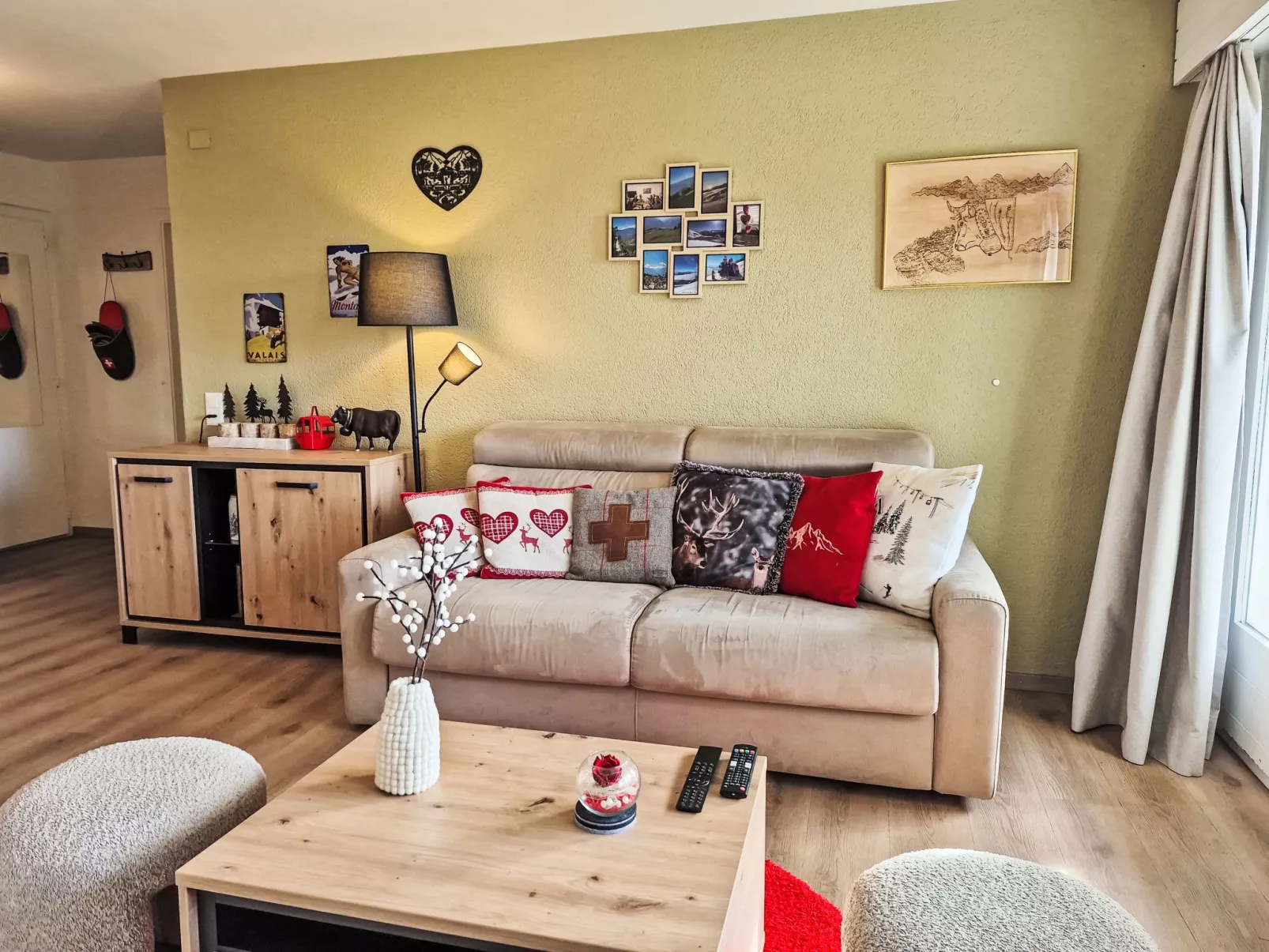 Les Essampilles 25-Binnen