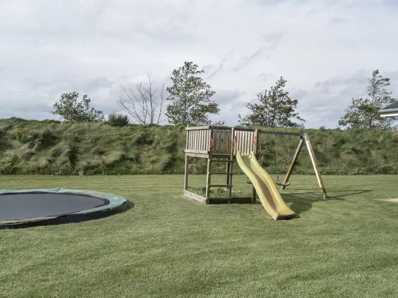 "Damita" - 350m from the sea-Buiten