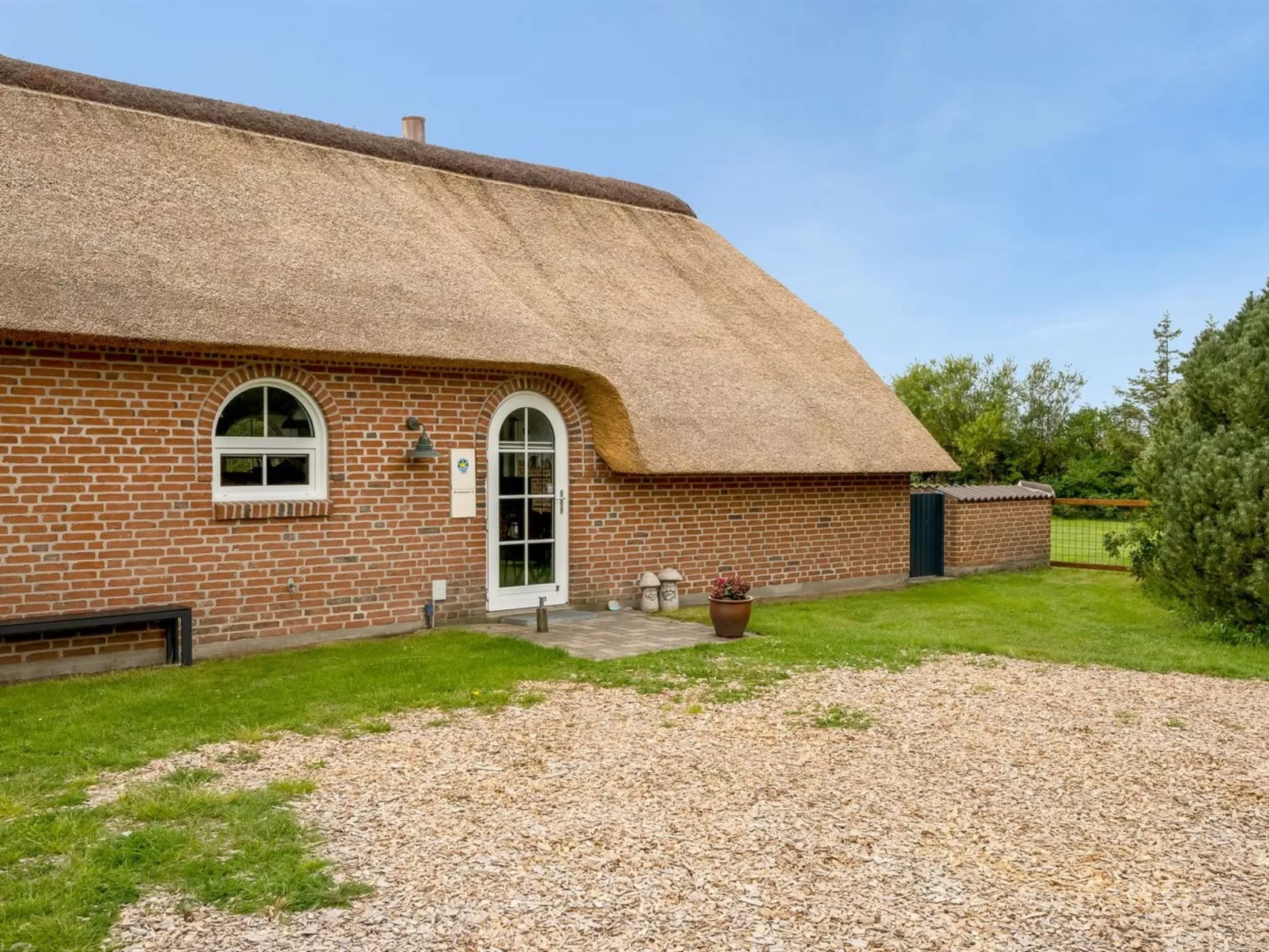 "Pasi" - 1.2km from the sea-Buiten