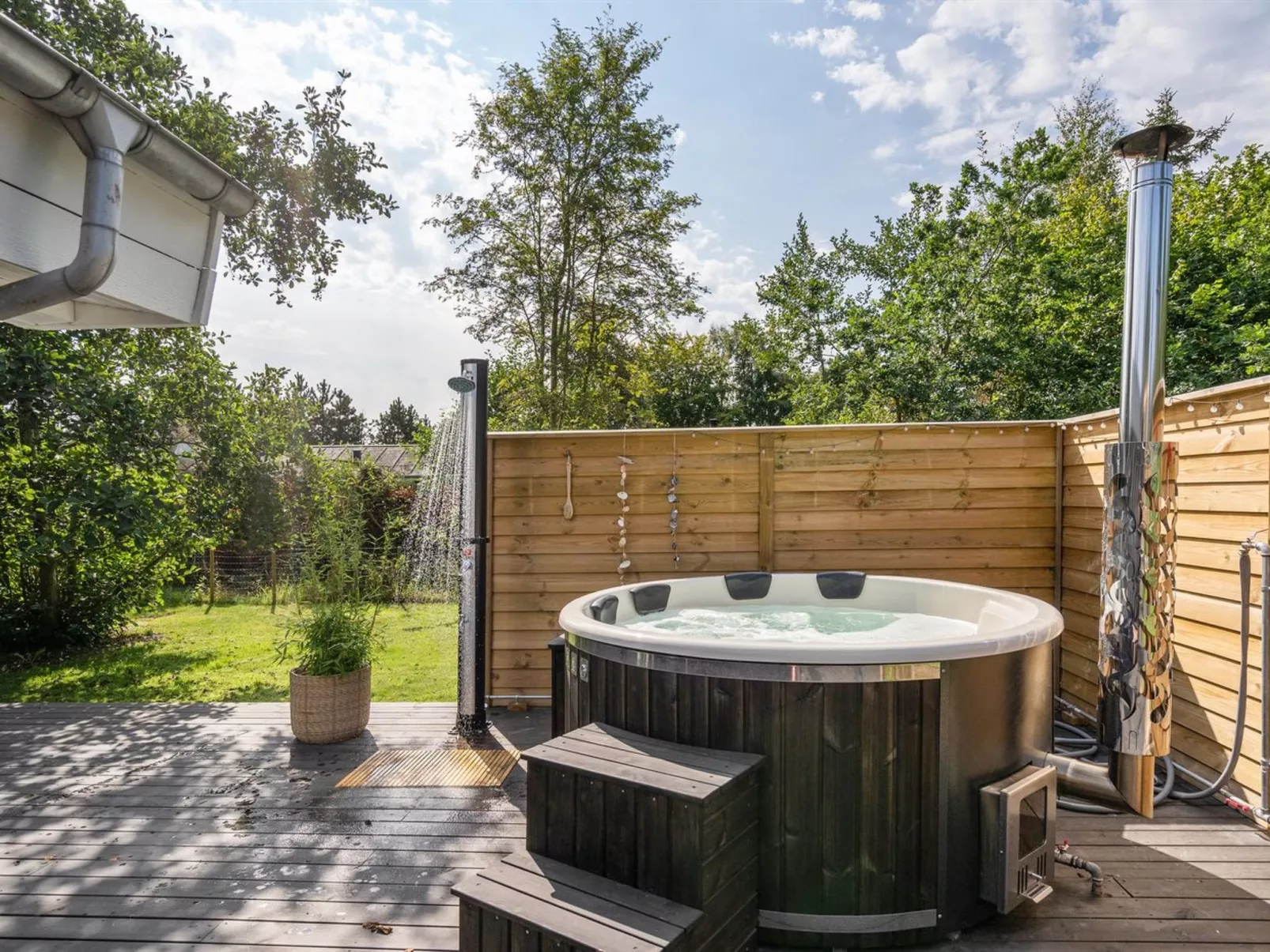 "Jaana" - 780m to the fjord-Binnen