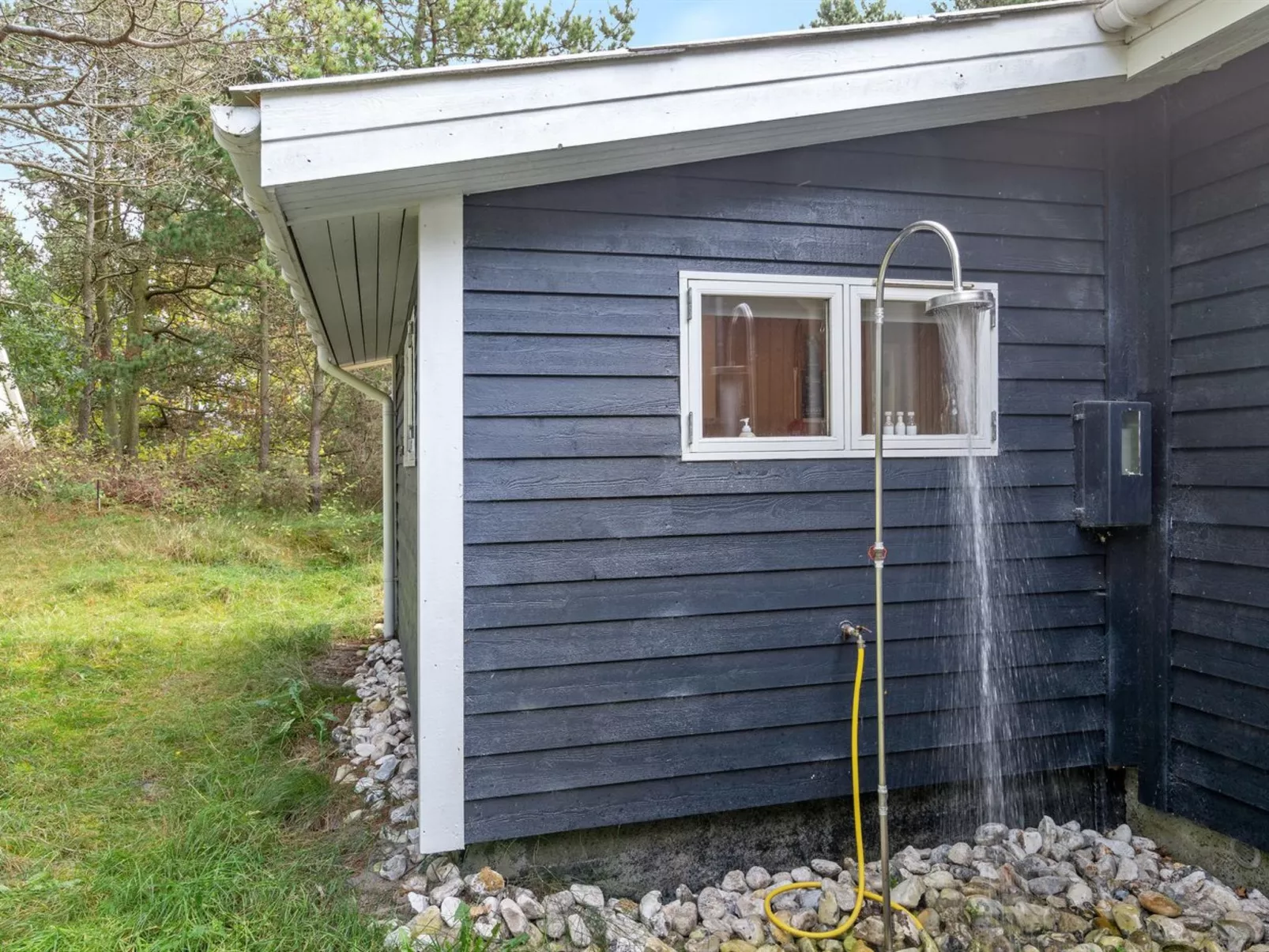 "Pilvi" -  from the sea-Buiten