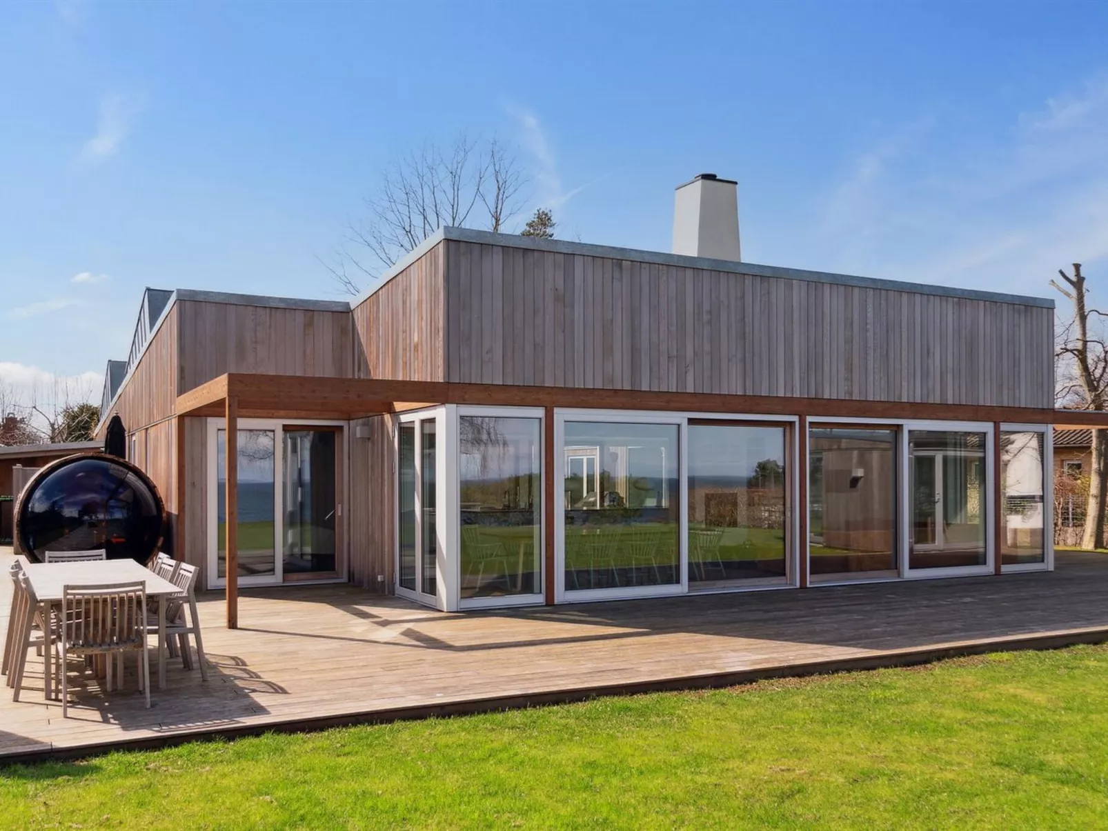 "Vanta" - 10m from the sea-Buiten