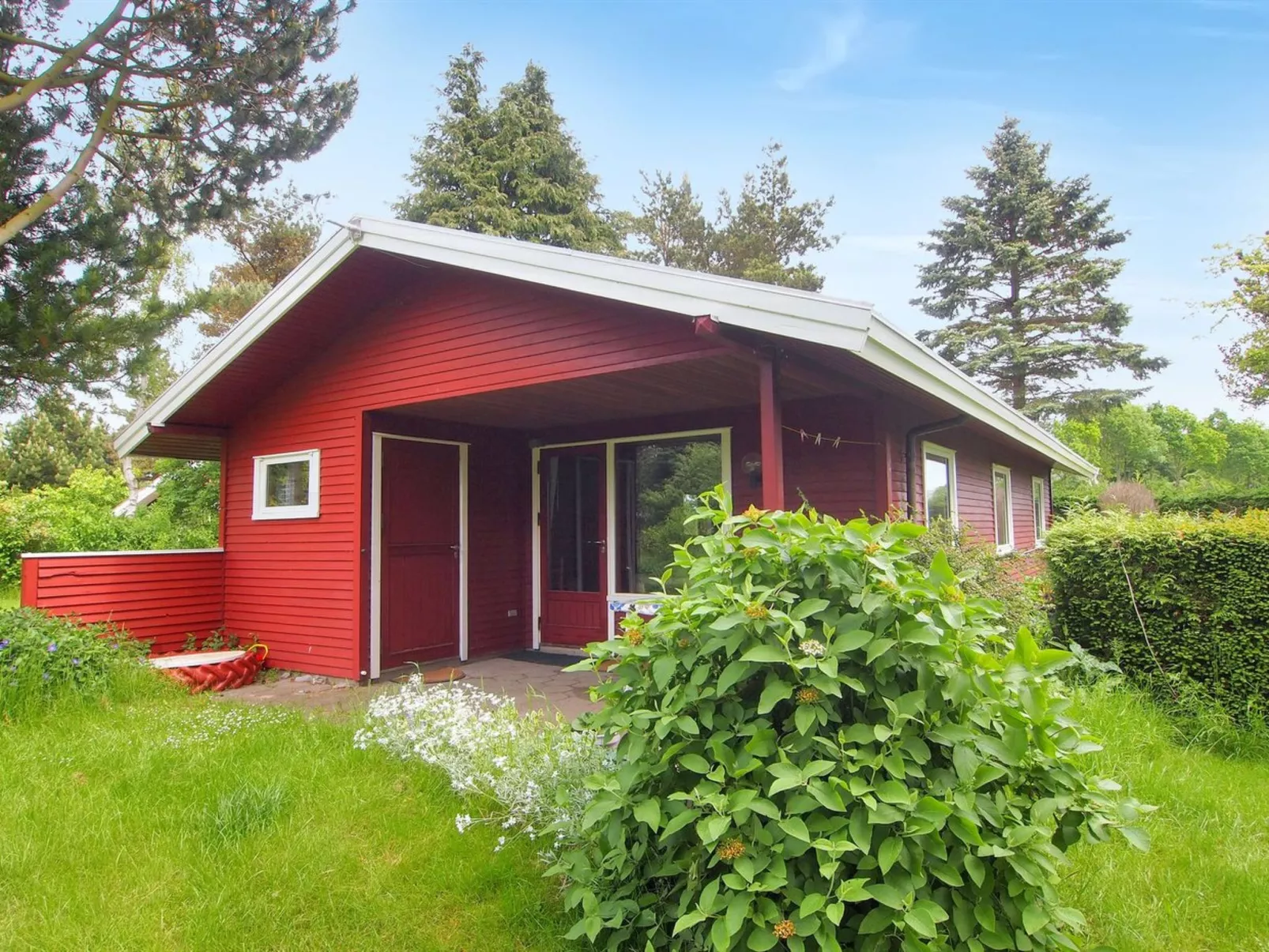 "Thing" - 200m from the sea-Buiten