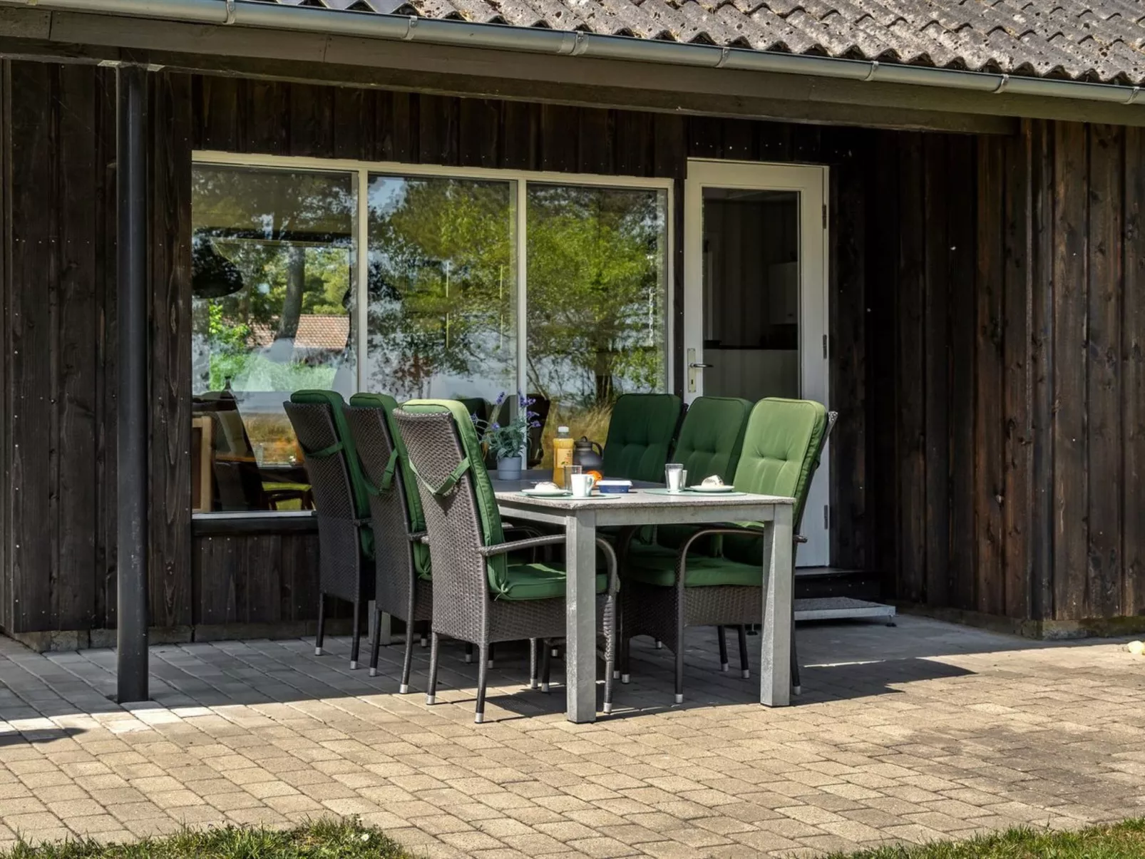 "Elny" - 500m to the fjord-Buiten