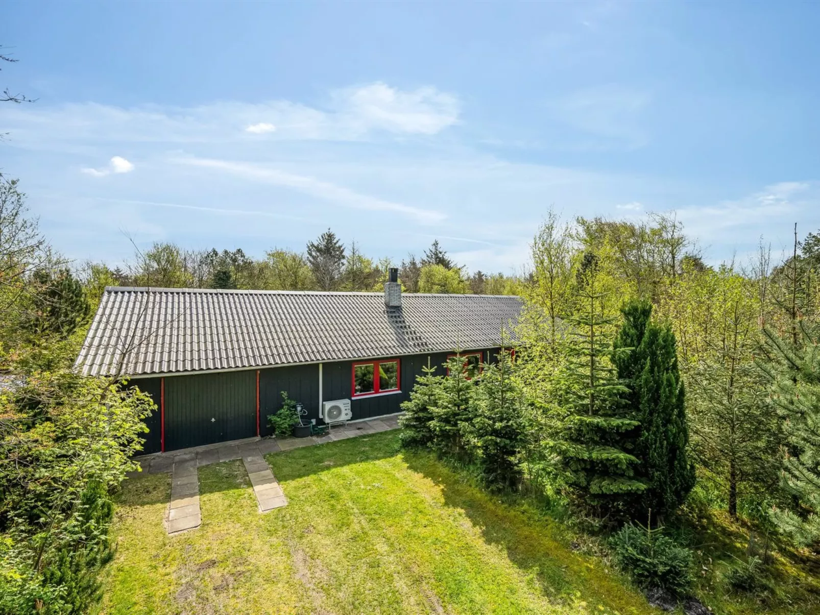 "Marillia" - 2km from the sea-Buiten