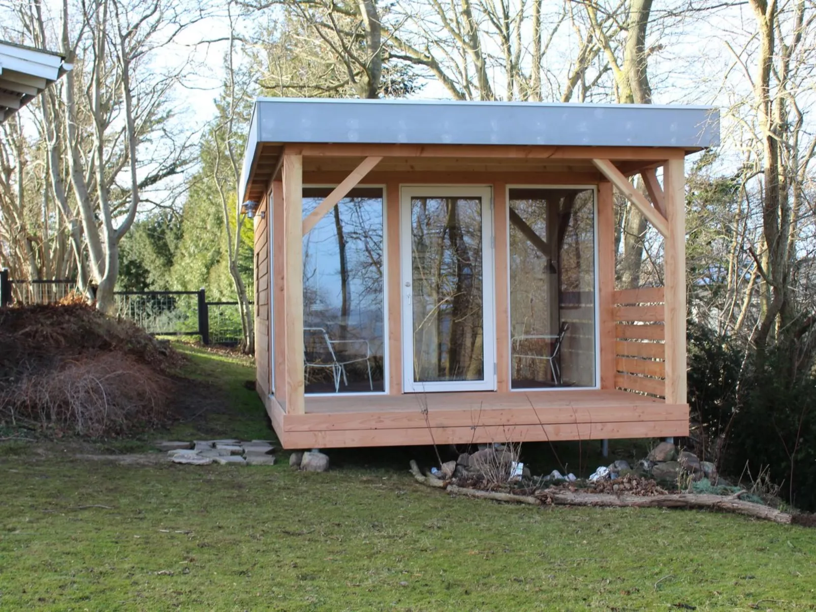 "Hoimar" - 400m from the sea-Binnen