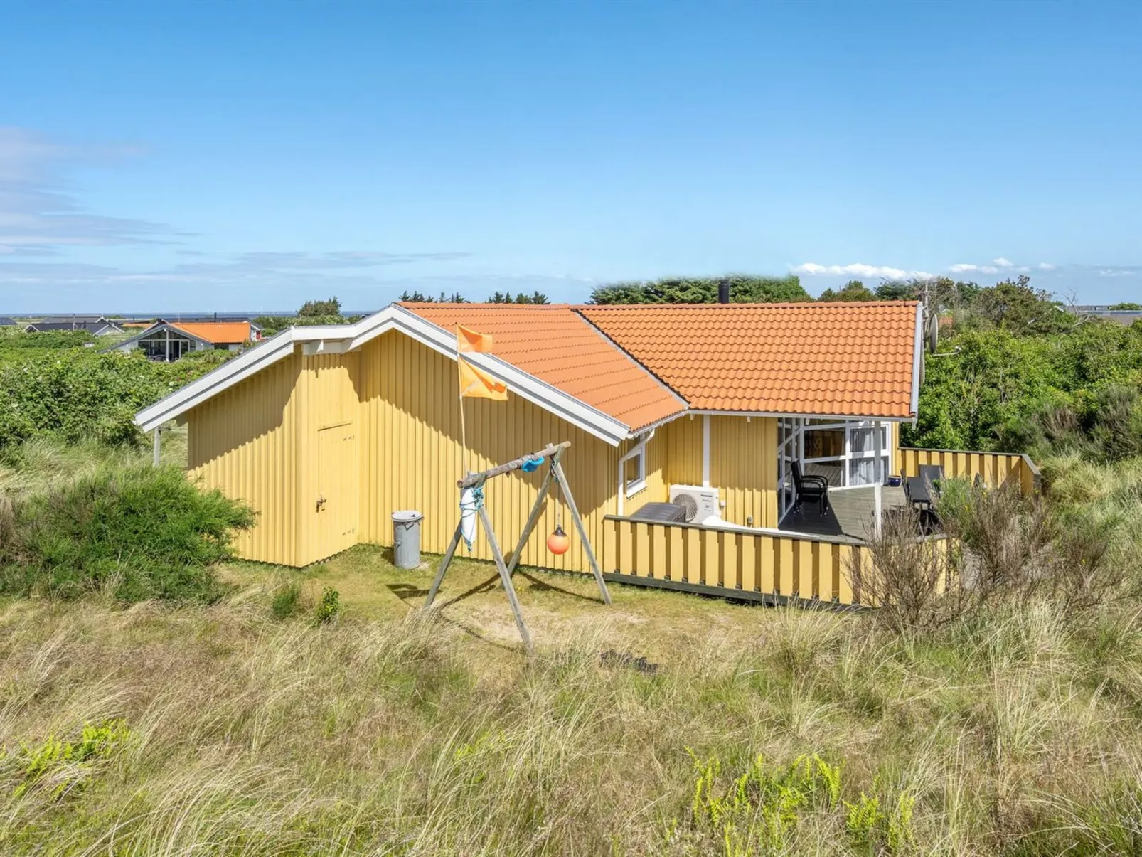 "Midja" - 800m from the sea-Buiten