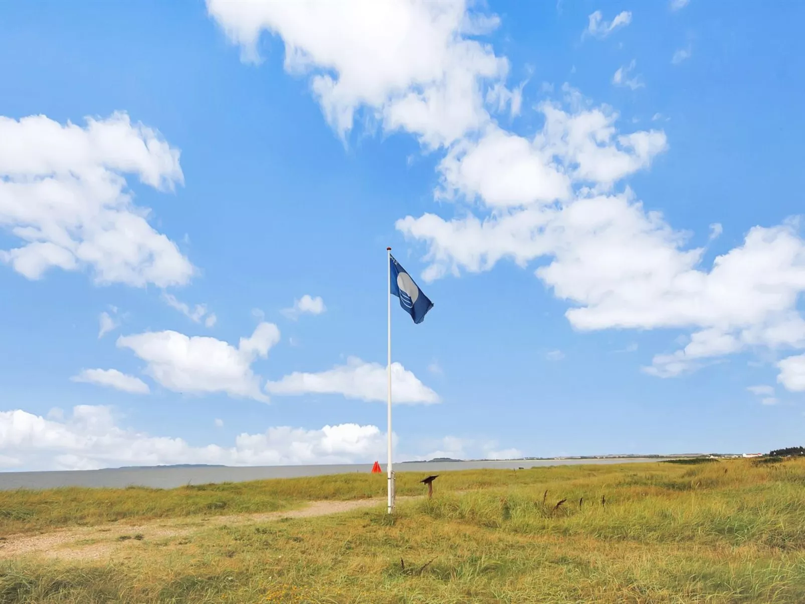 "Soraya" - 700m to the fjord-Buiten