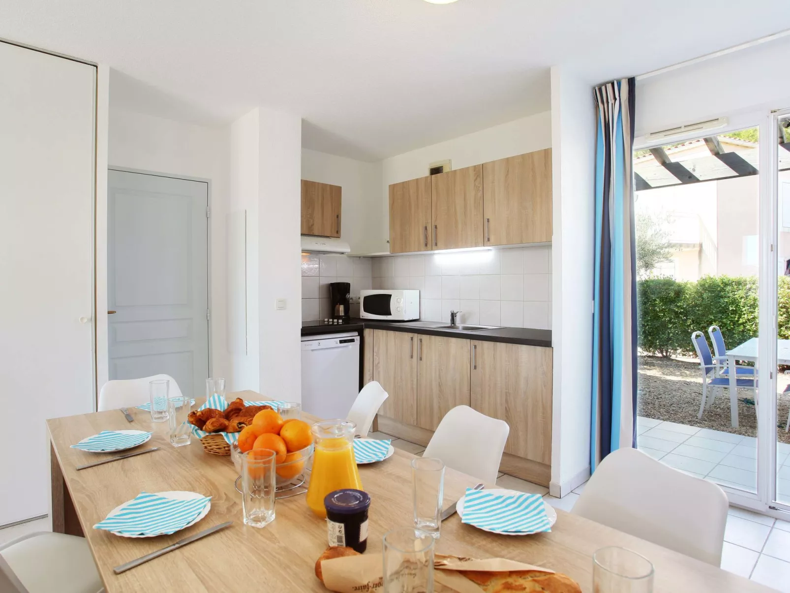 Odalys Référence Domaine des Eucalyptus-Binnen