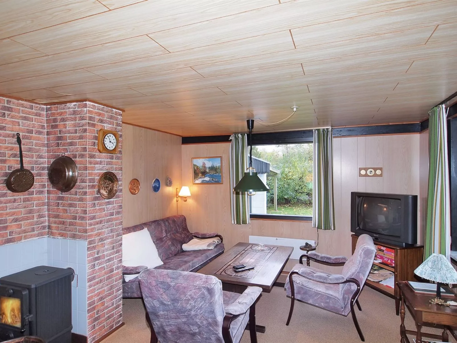 "Enisa" - 300m to the fjord-Binnen