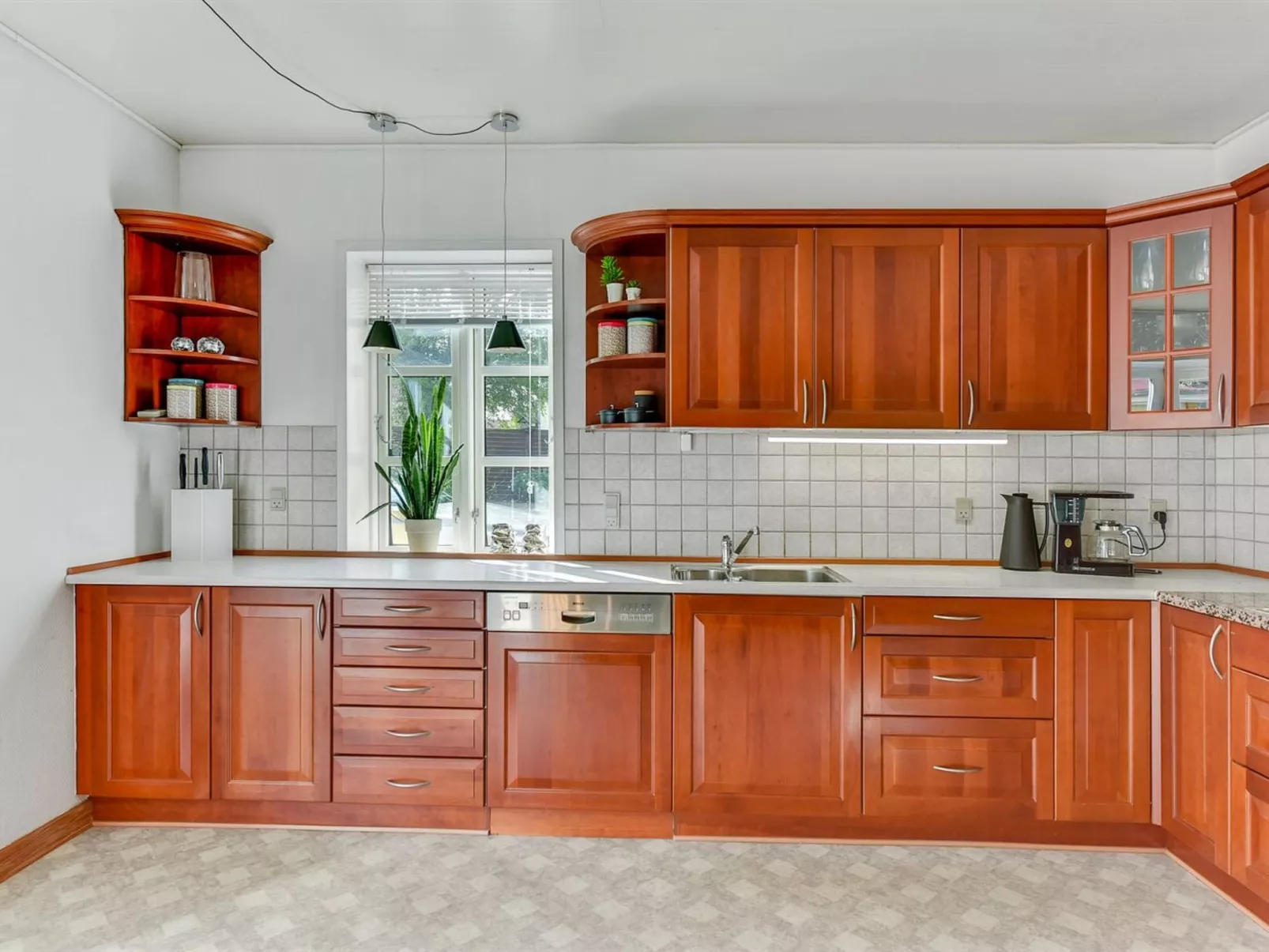 "Reeta" - 32km from the sea-Binnen