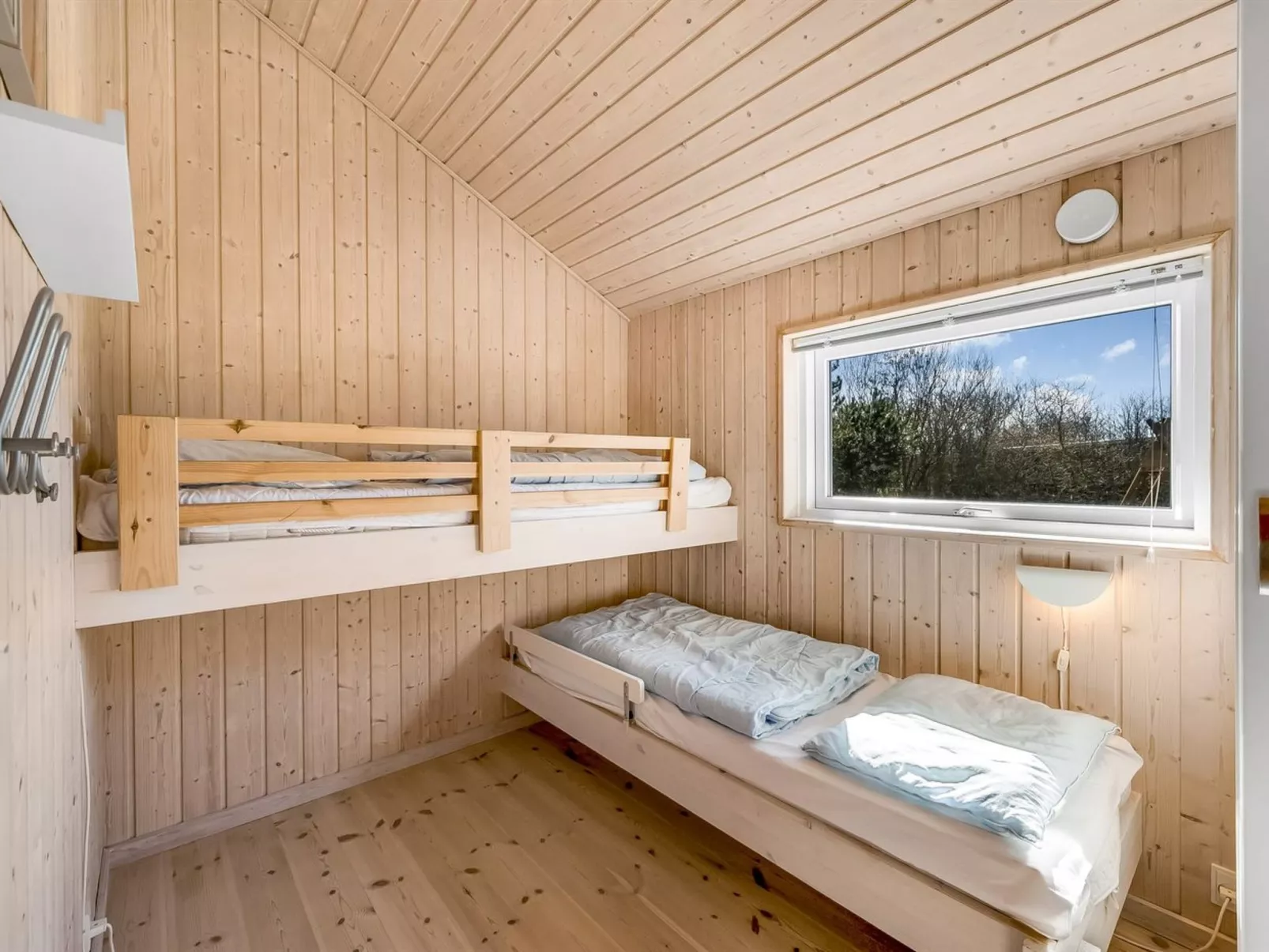 "Haagen" - 600m to the fjord-Binnen