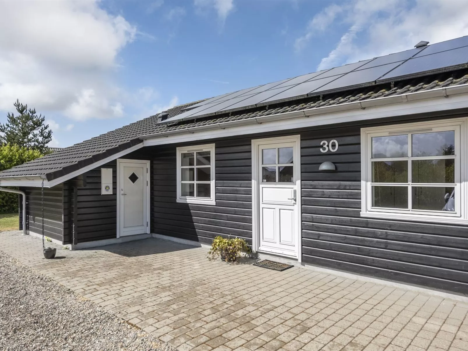 "Fenja" - 500m to the fjord-Buiten