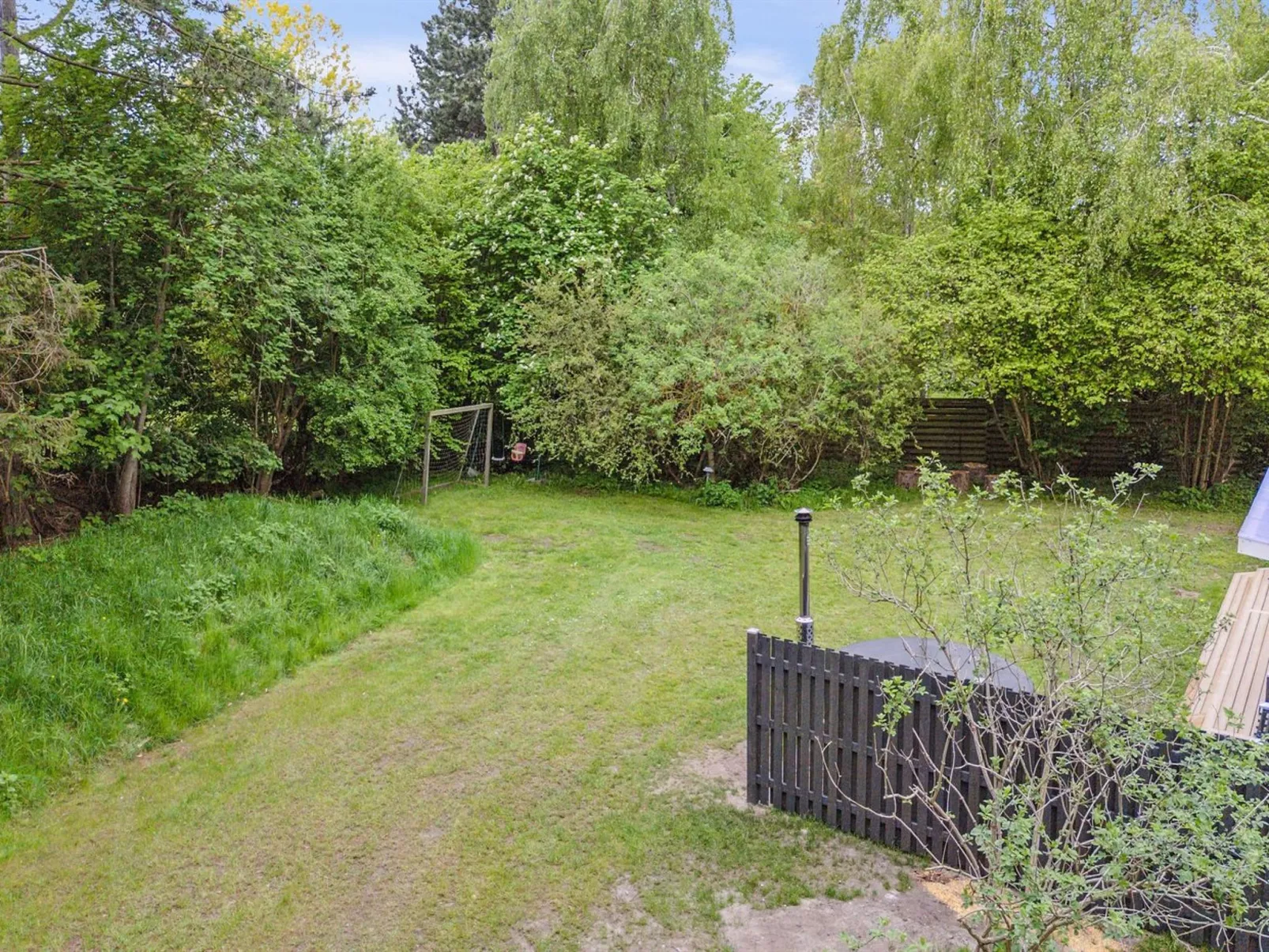 "Juke" - 425m from the sea