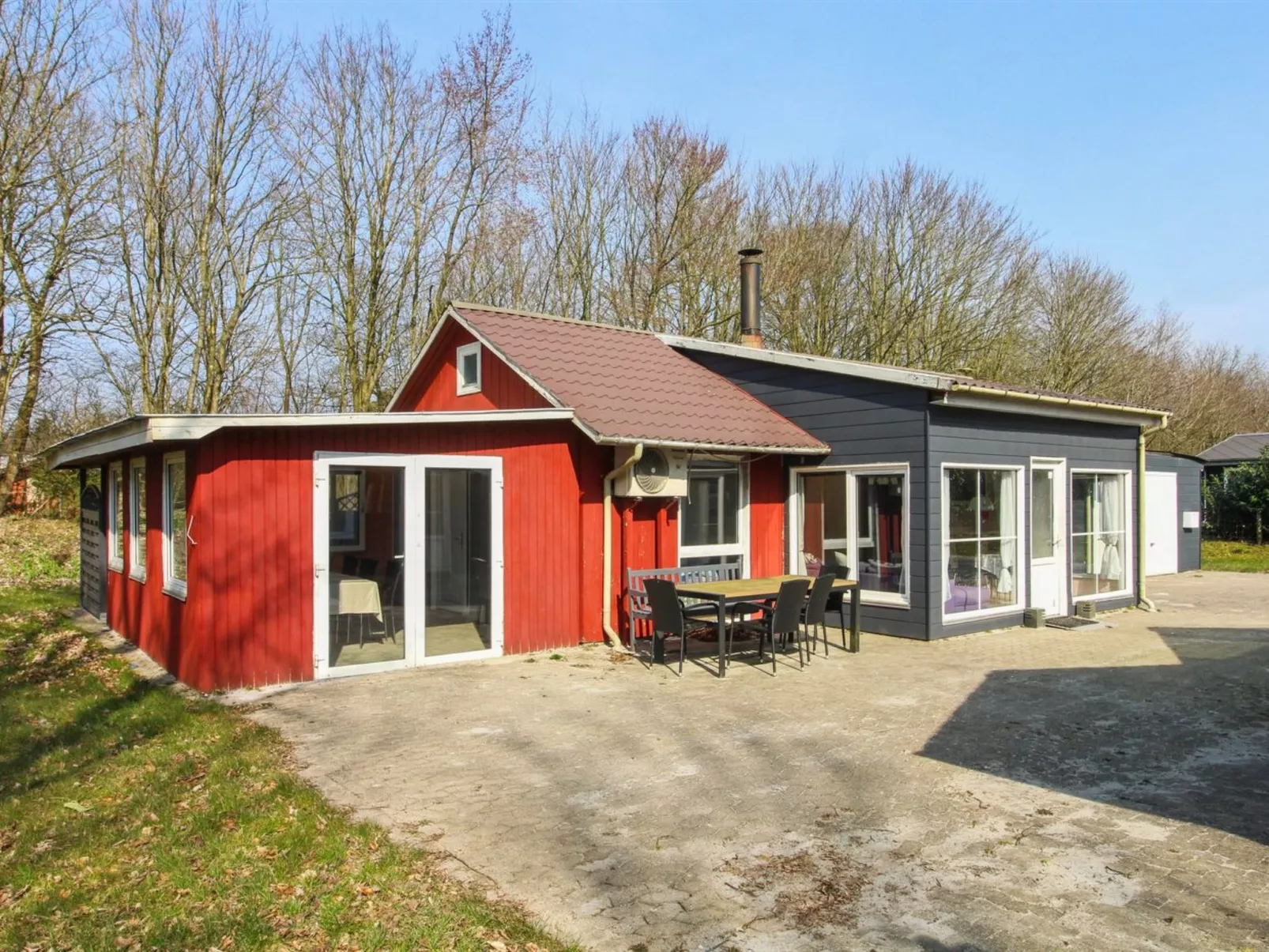 "Edy" - 25km from the sea-Buiten