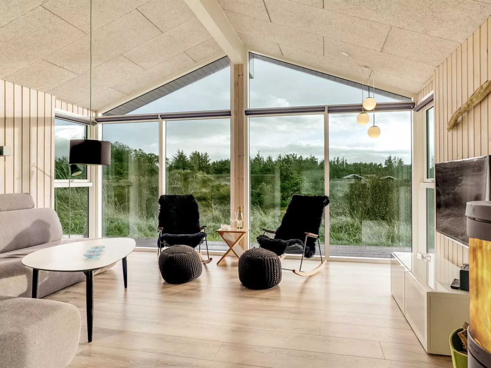 "Danila" - 600m from the sea-Binnen