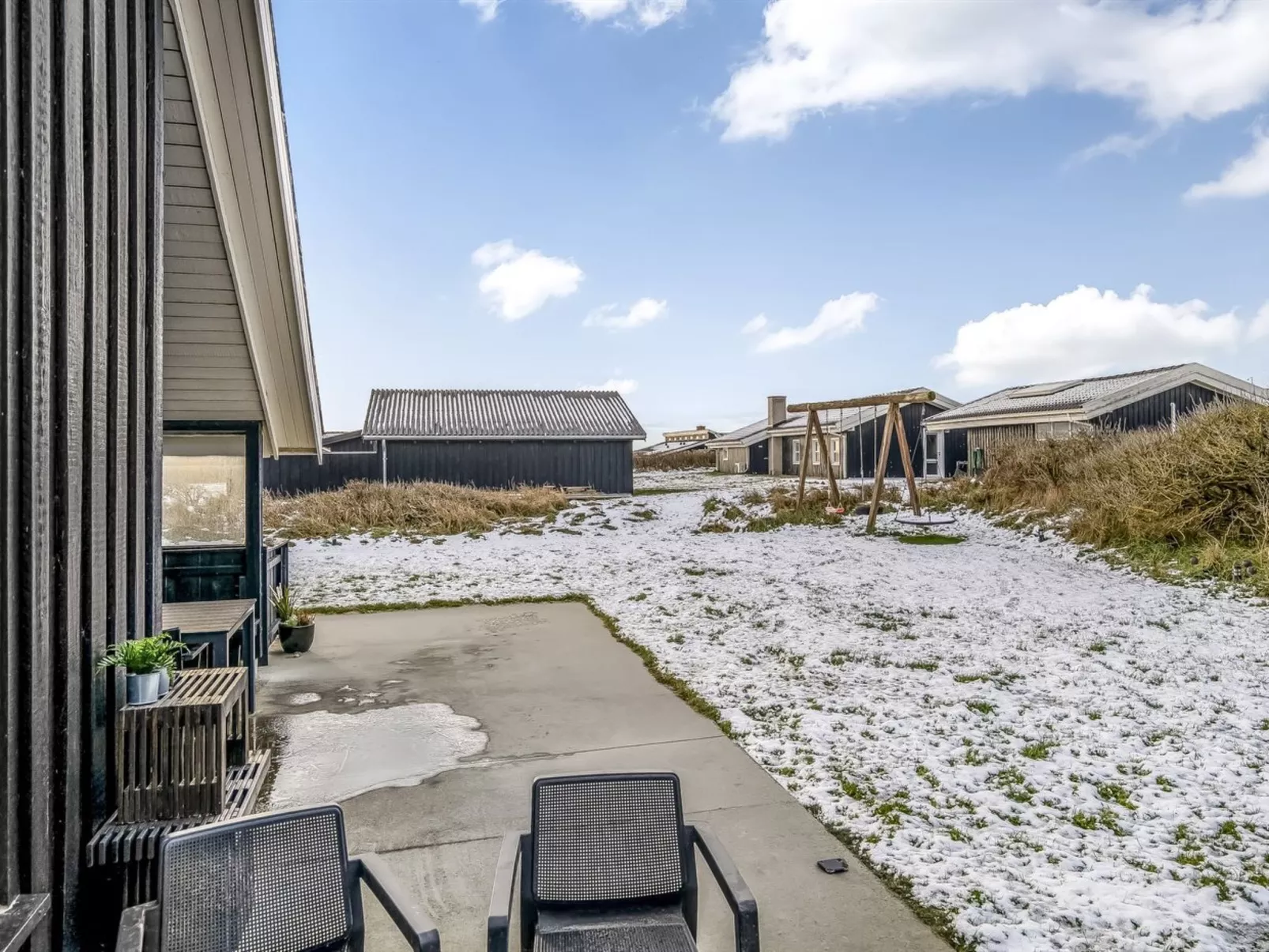 "Iida" - 100m from the sea-Buiten