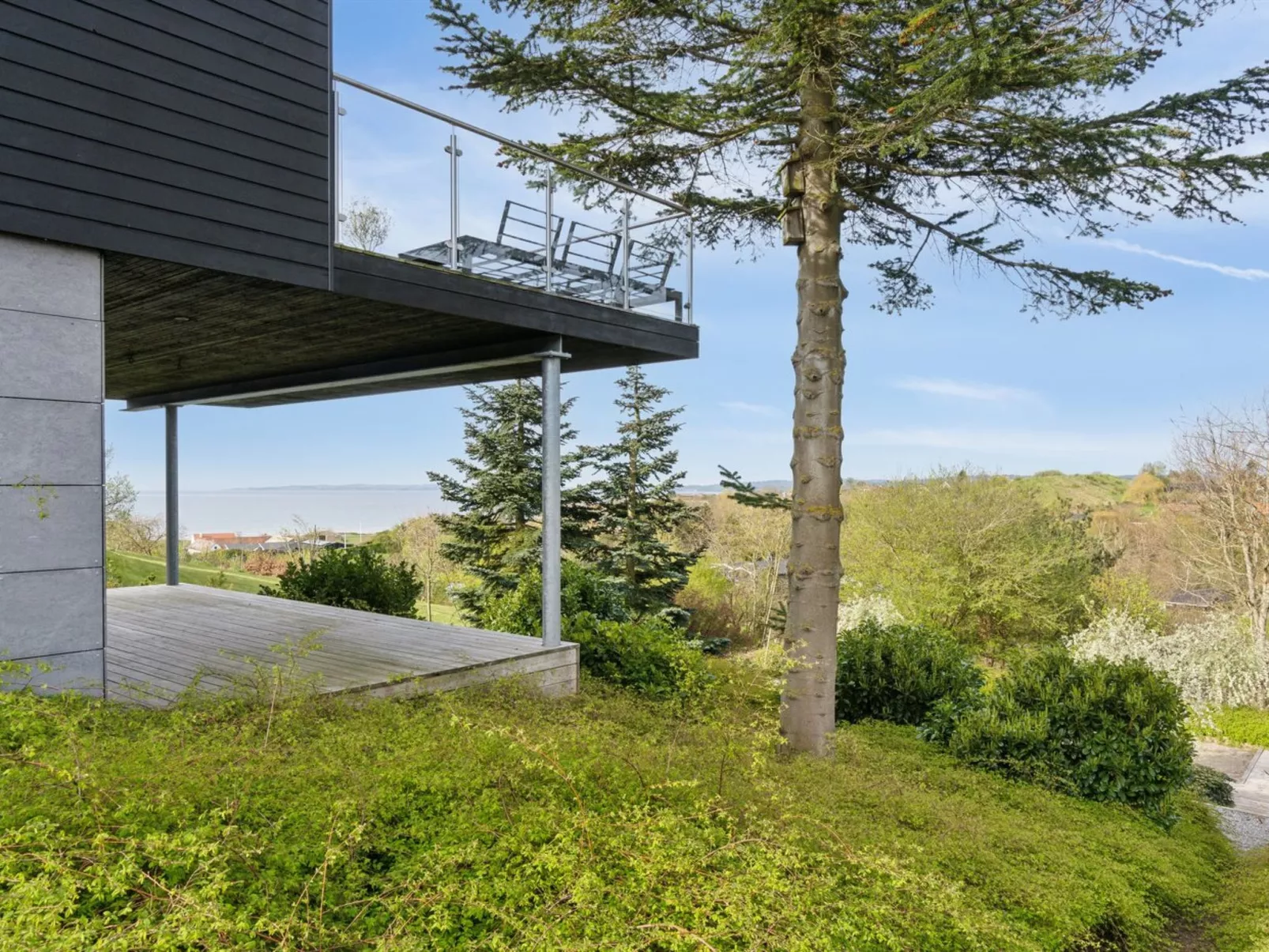 "Iarund" - 600m from the sea