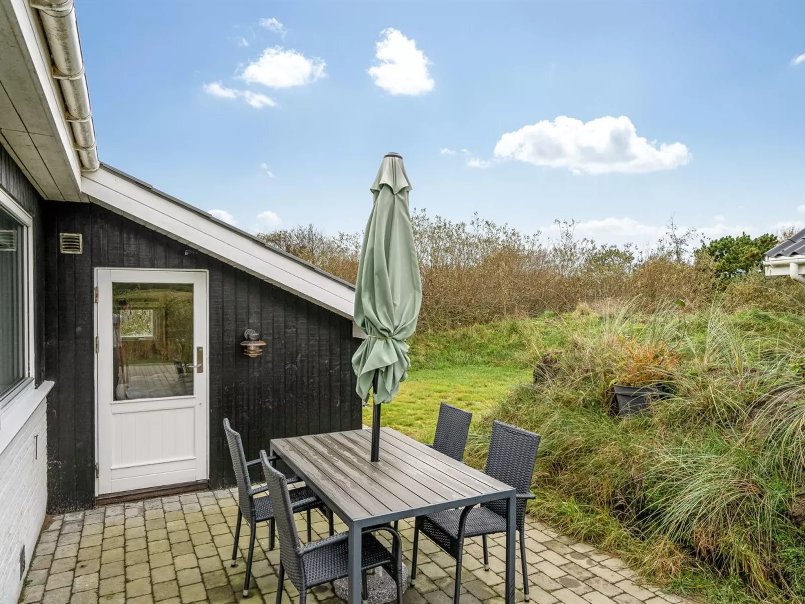 "Eloise" - 400m from the sea-Buiten