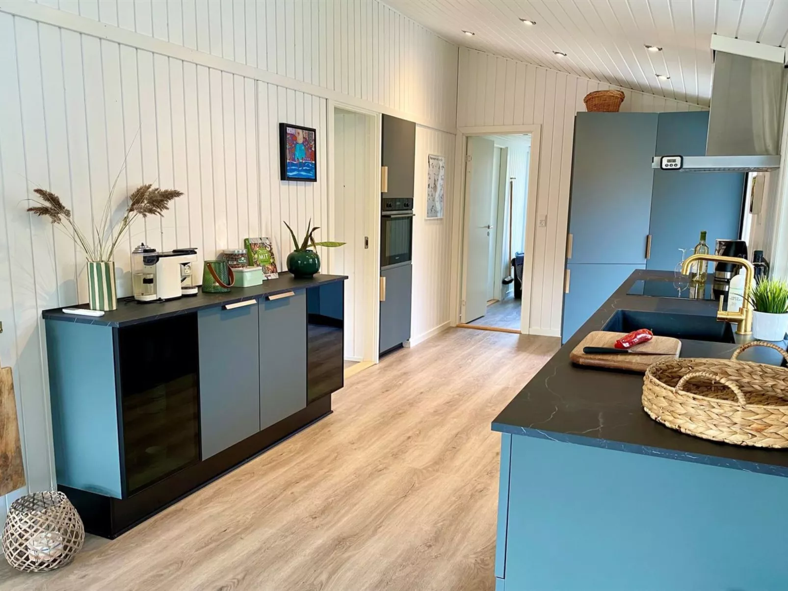 "Aldina" - 1.6km from the sea-Binnen