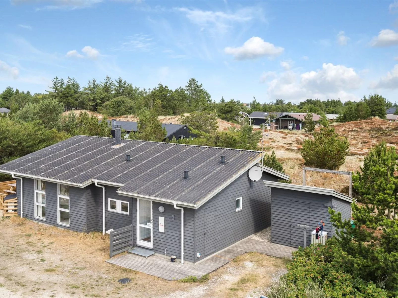 "Floria" - 1.4km from the sea-Buiten