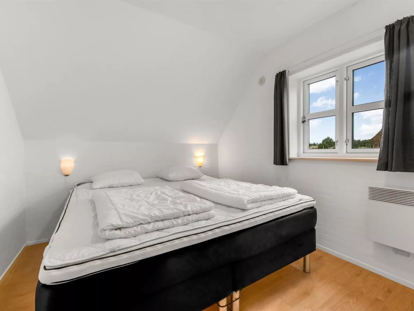 "Axeline" - 300m from the sea-Binnen