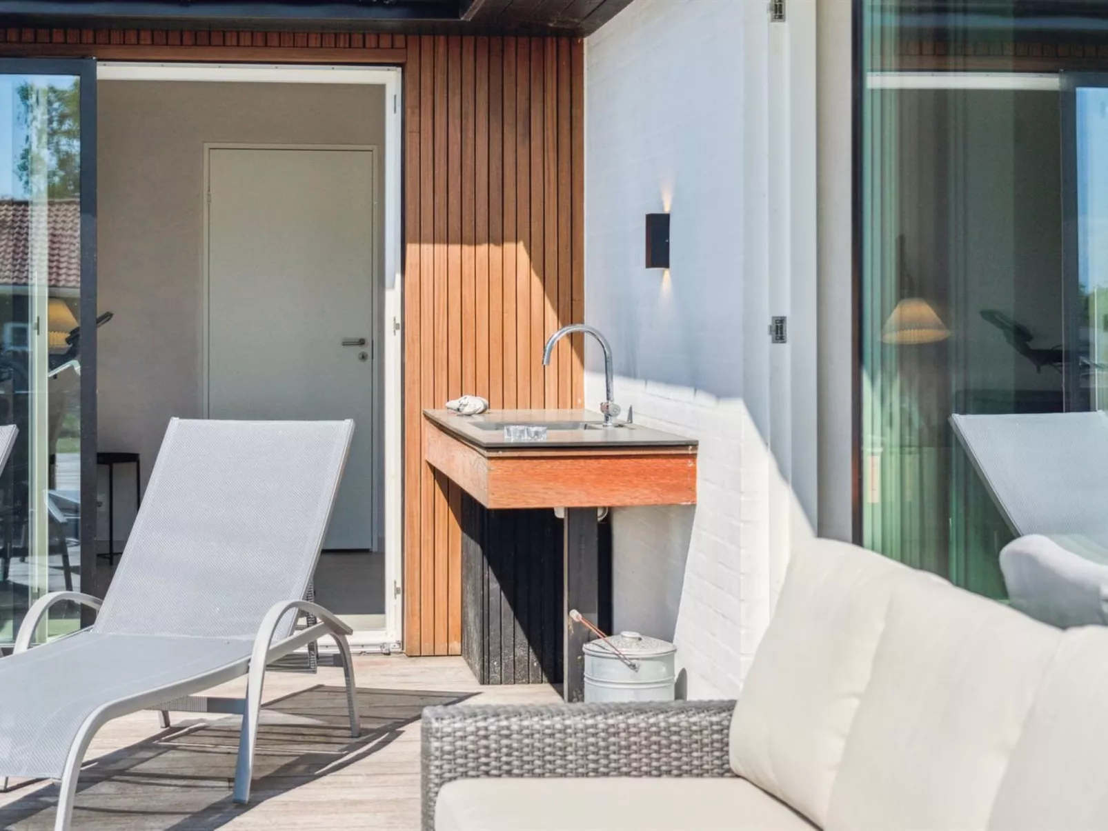 "Niska" - 200m from the sea-Buiten