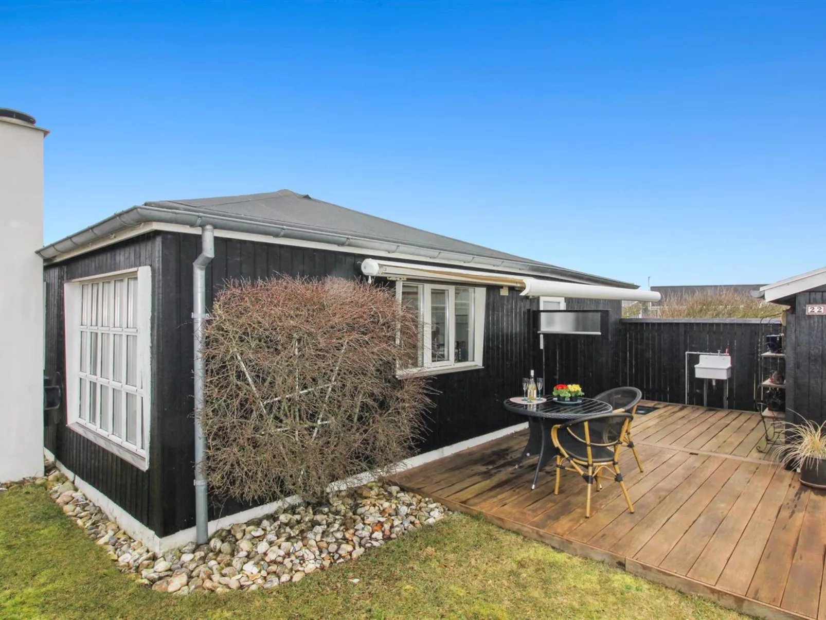 "Edvia" - 300m from the sea-Buiten