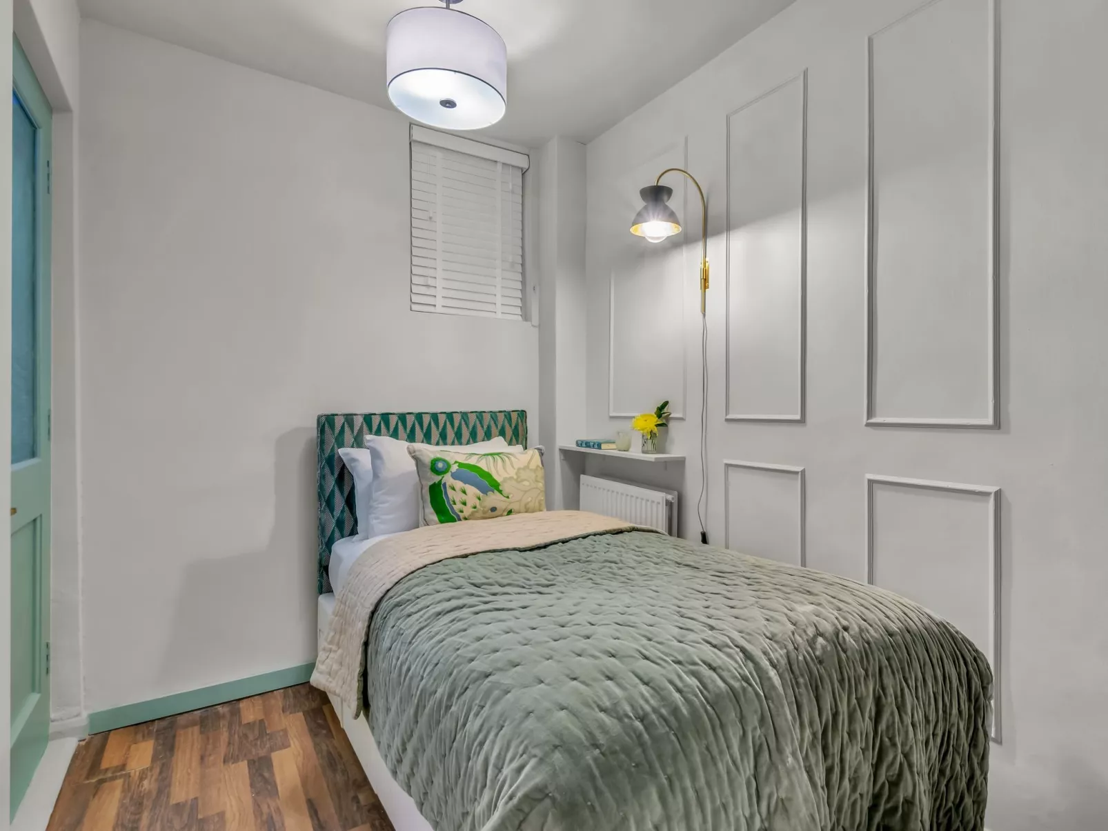 Kensington 1 bedroom apt-Binnen