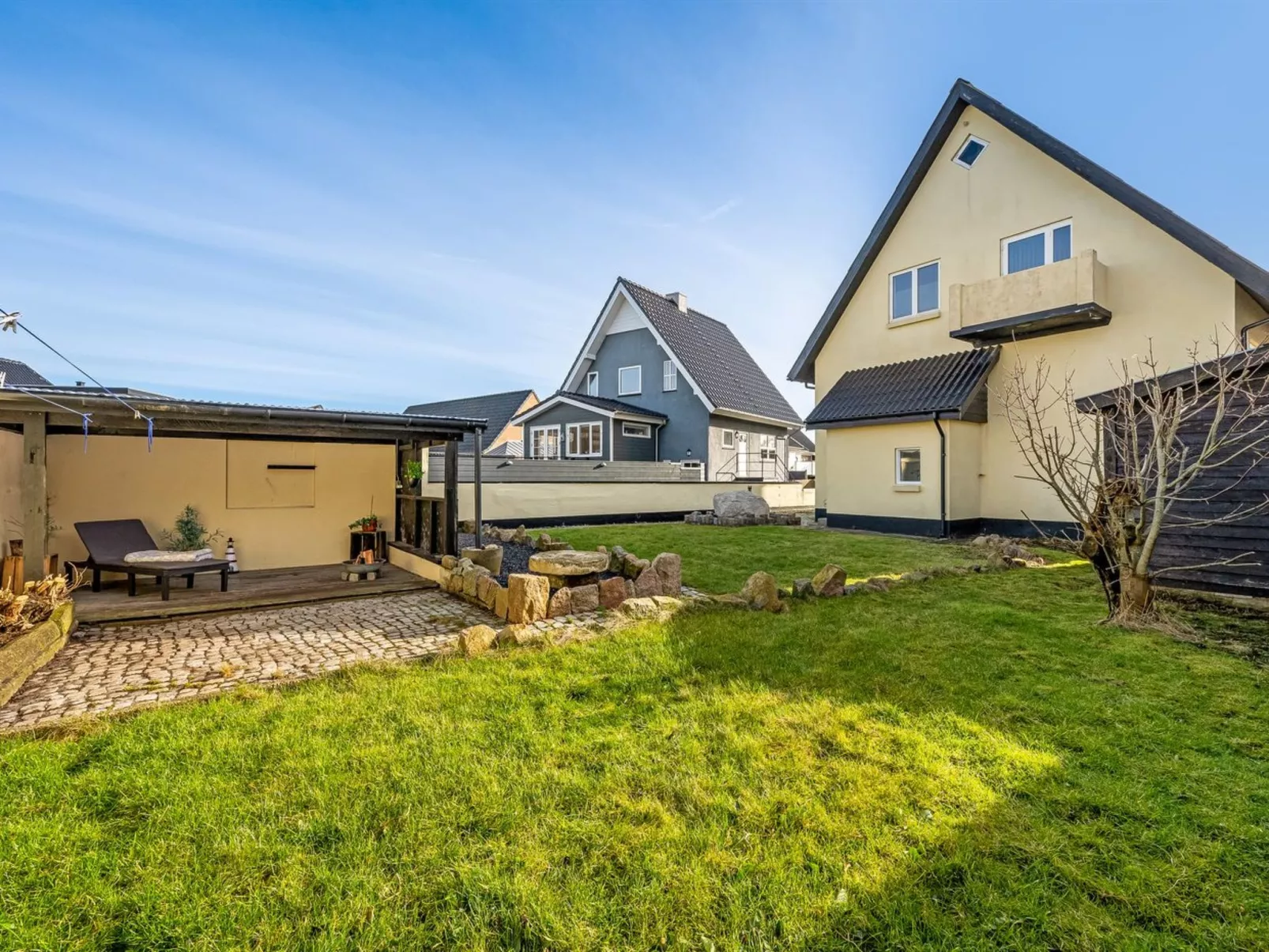 "Ullakarin" - 200m from the sea-Buiten