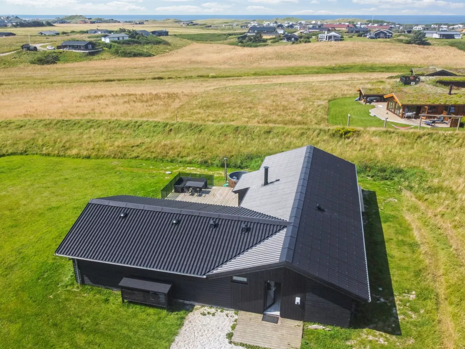 "Månviva" - 500m from the sea-Buiten