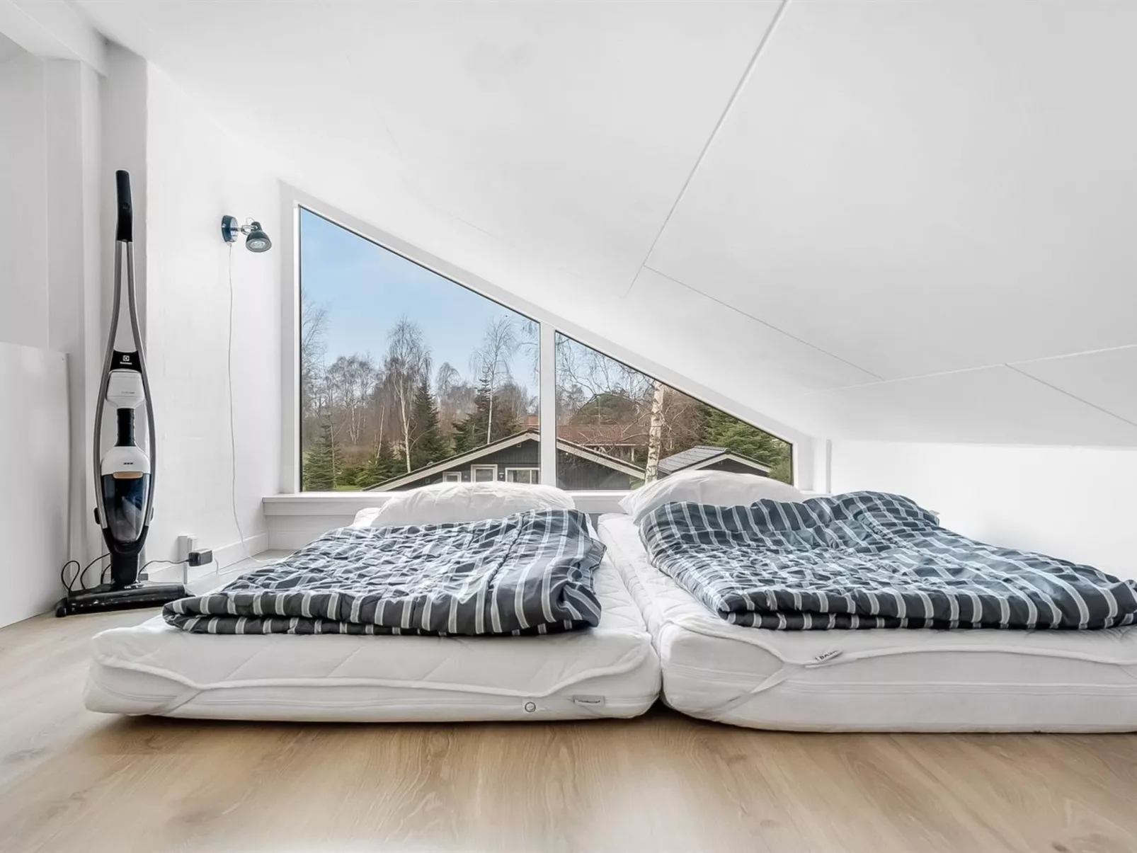 "Tovi" - 600m from the sea-Binnen