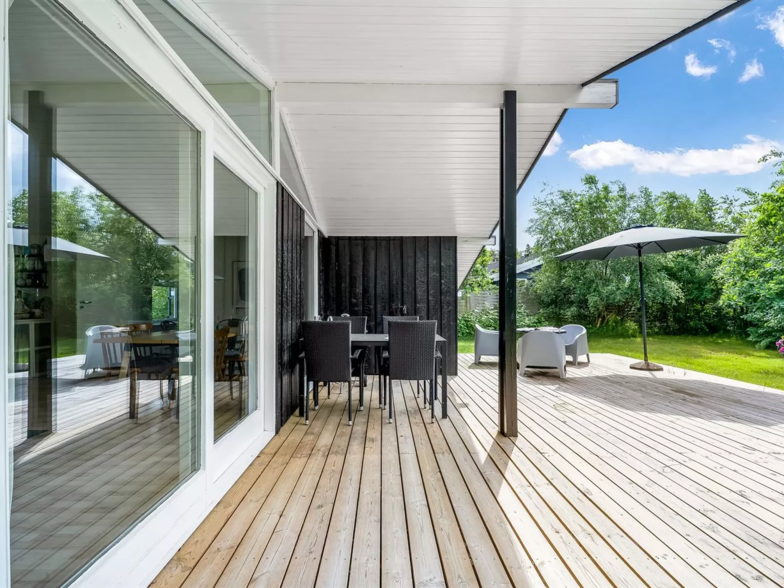 "Krum" - 250m from the sea-Buiten