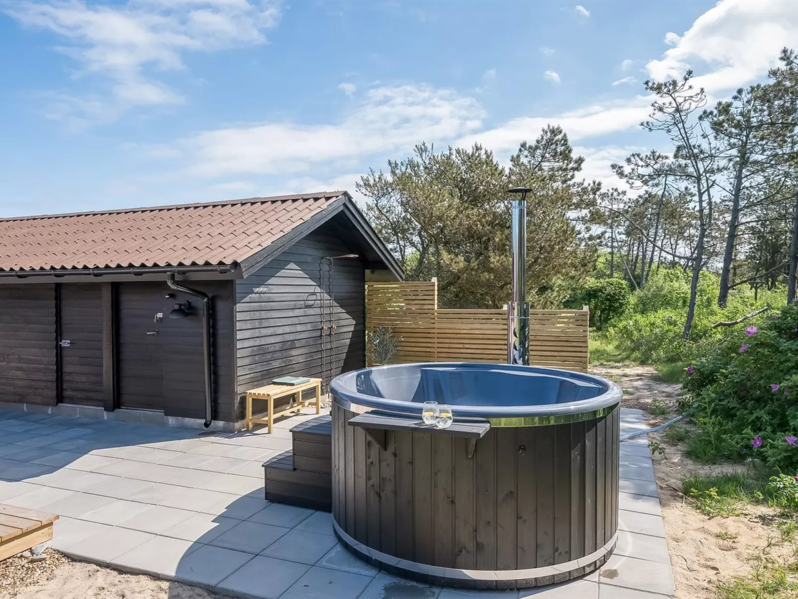 "Tilda" - 900m from the sea-Binnen