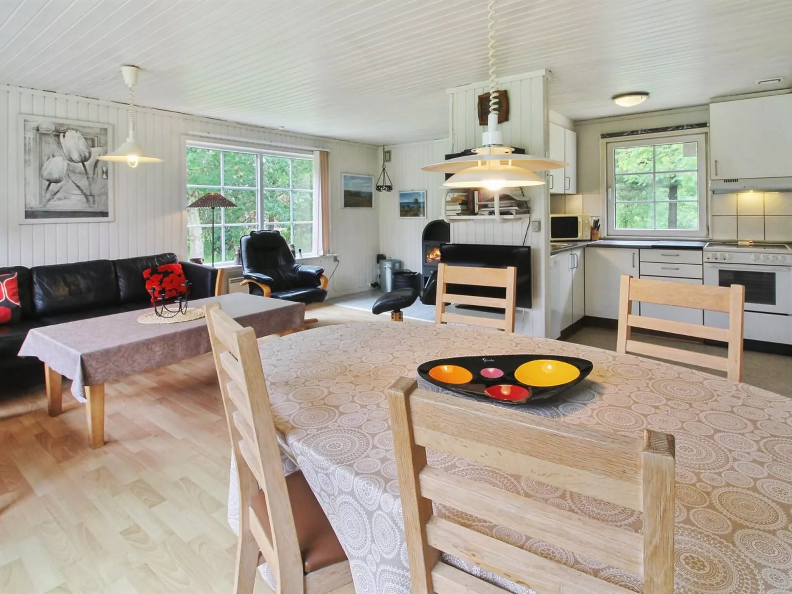 "Ylvi" - 2.8km from the sea-Binnen