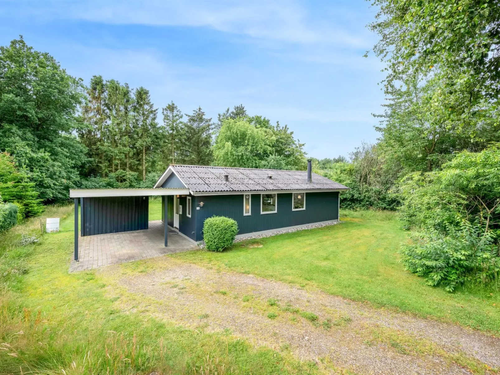 "Tancred" - 30km from the sea-Buiten