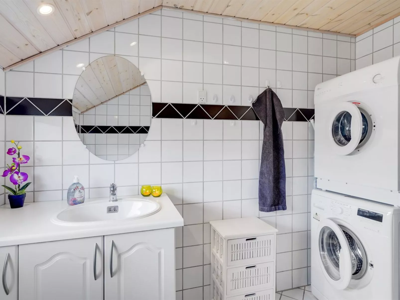 "Allita" - 12km from the sea-Binnen