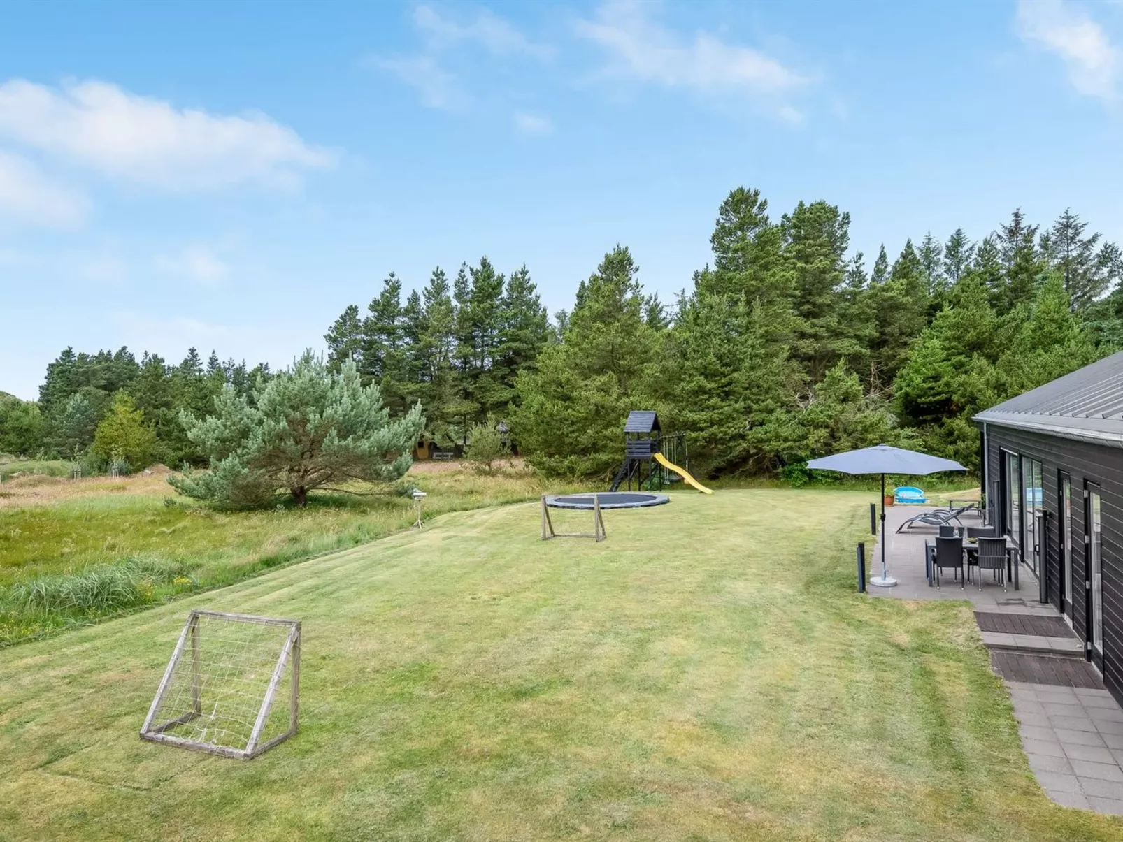 "Jonka" - 2km from the sea-Buiten