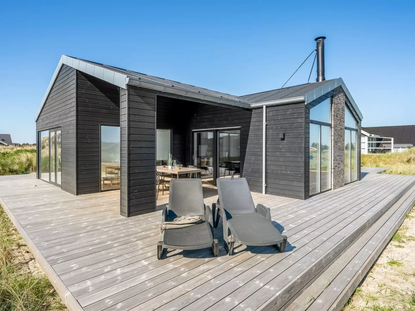 "Chenoa" - 350m from the sea-Buiten