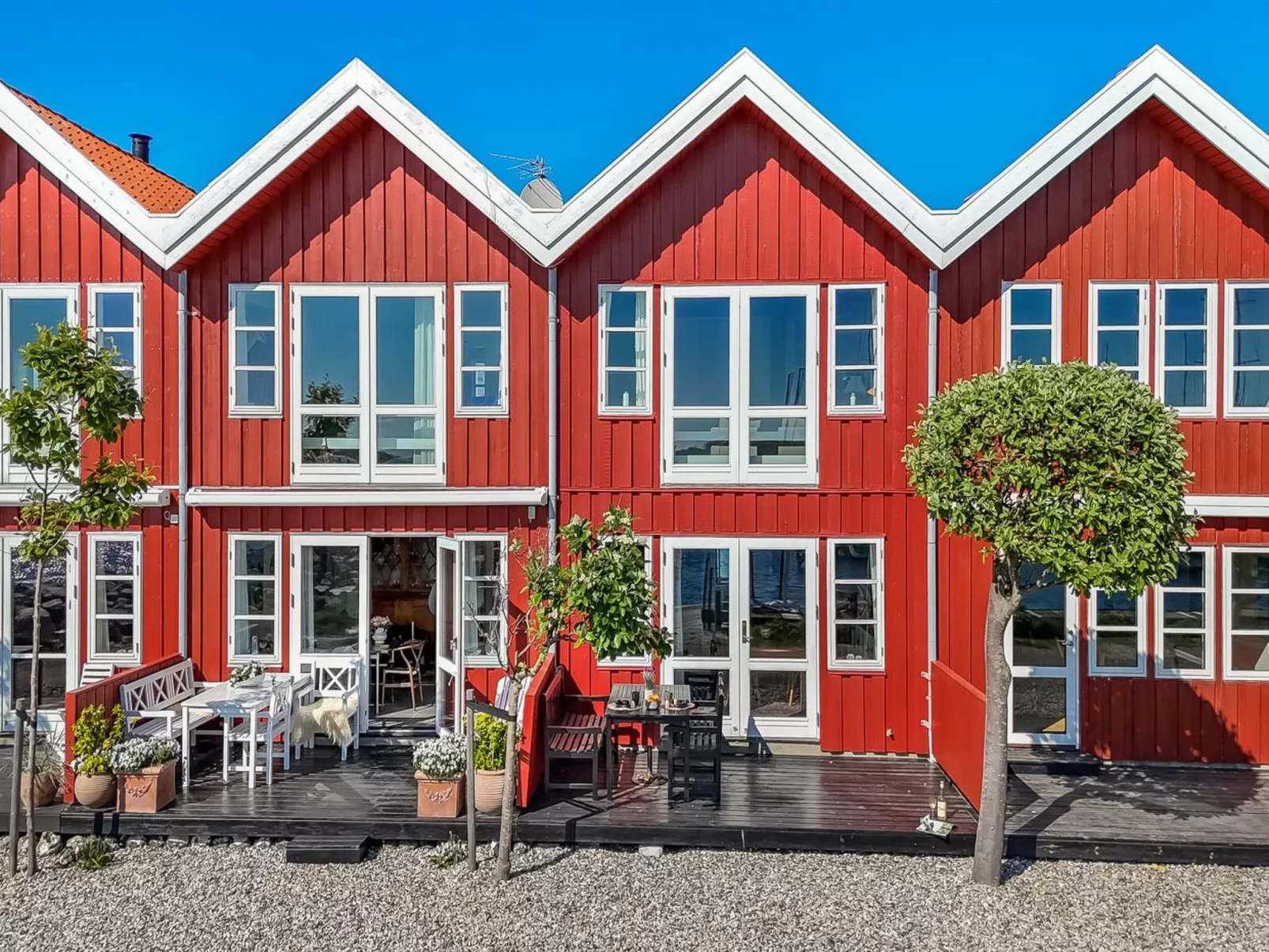 "Ethly" - 10m from the sea-Buiten