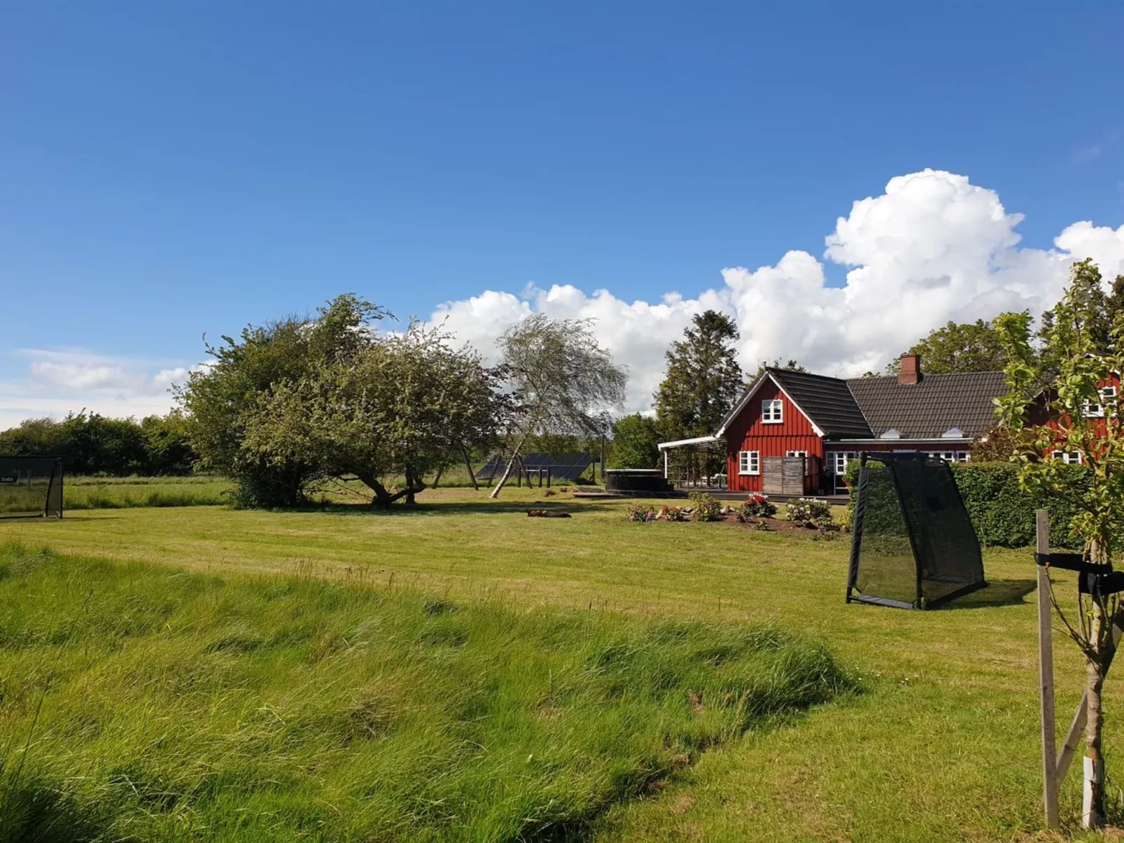 "Ieva" - 3.9km from the sea-Buiten