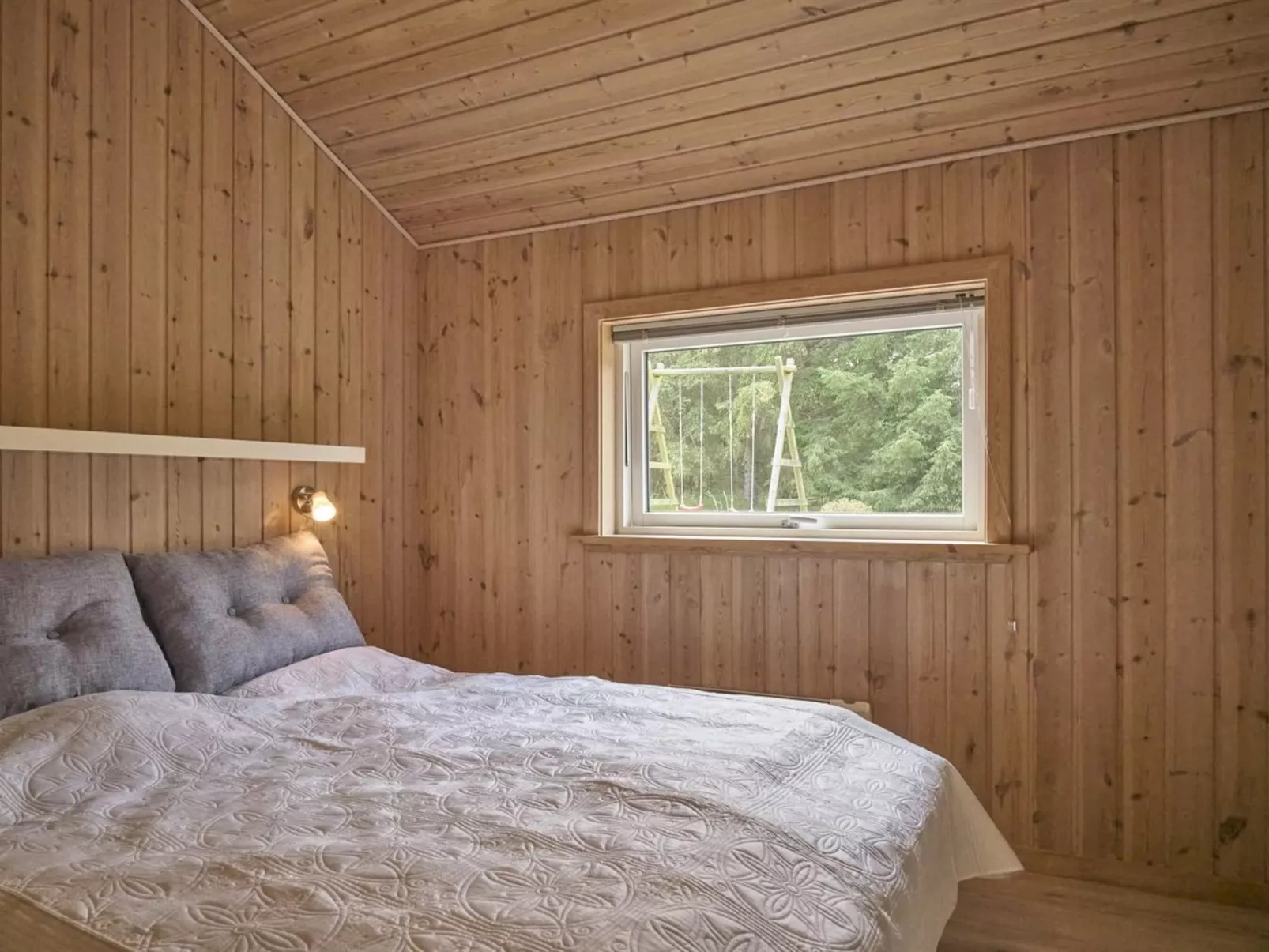 "Rudolf" - 400m from the sea-Binnen