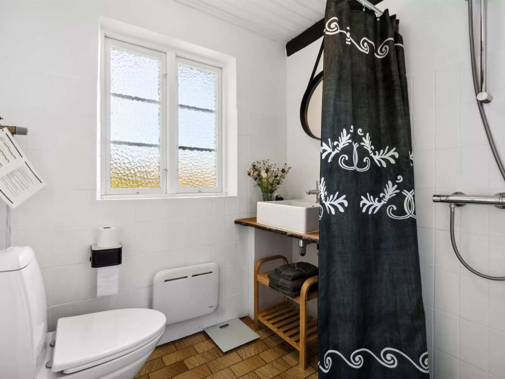 "Héléne" - 2.4km from the sea-Binnen