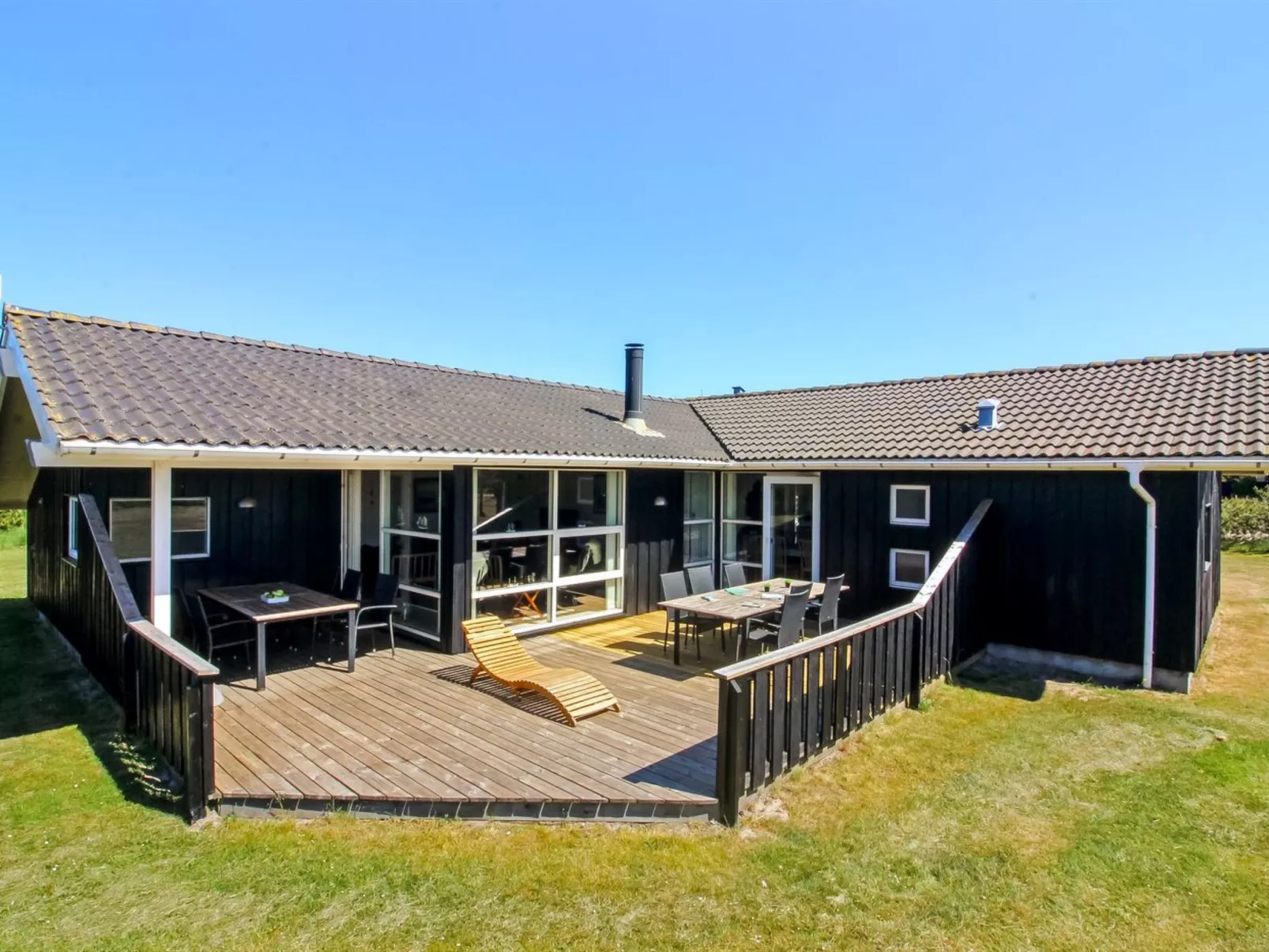 "Juris" - 950m from the sea-Buiten