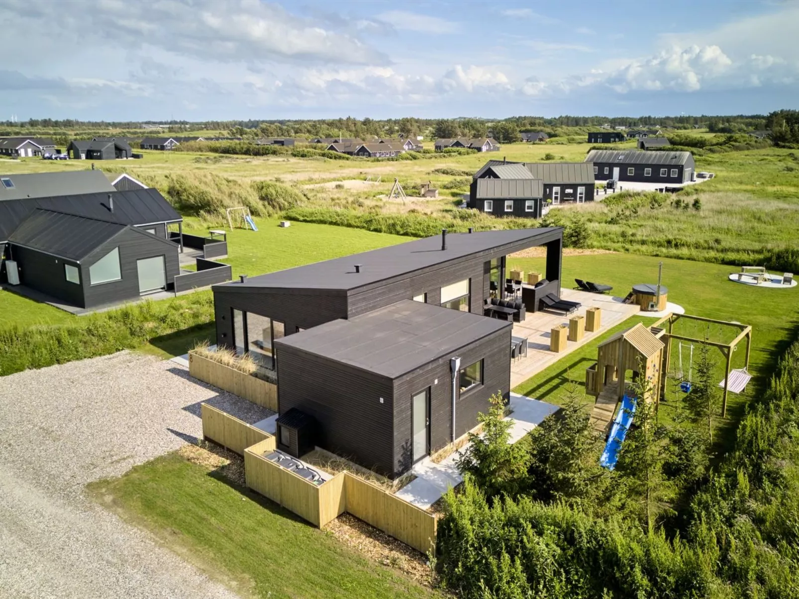 "Lyder" - 400m from the sea-Buiten