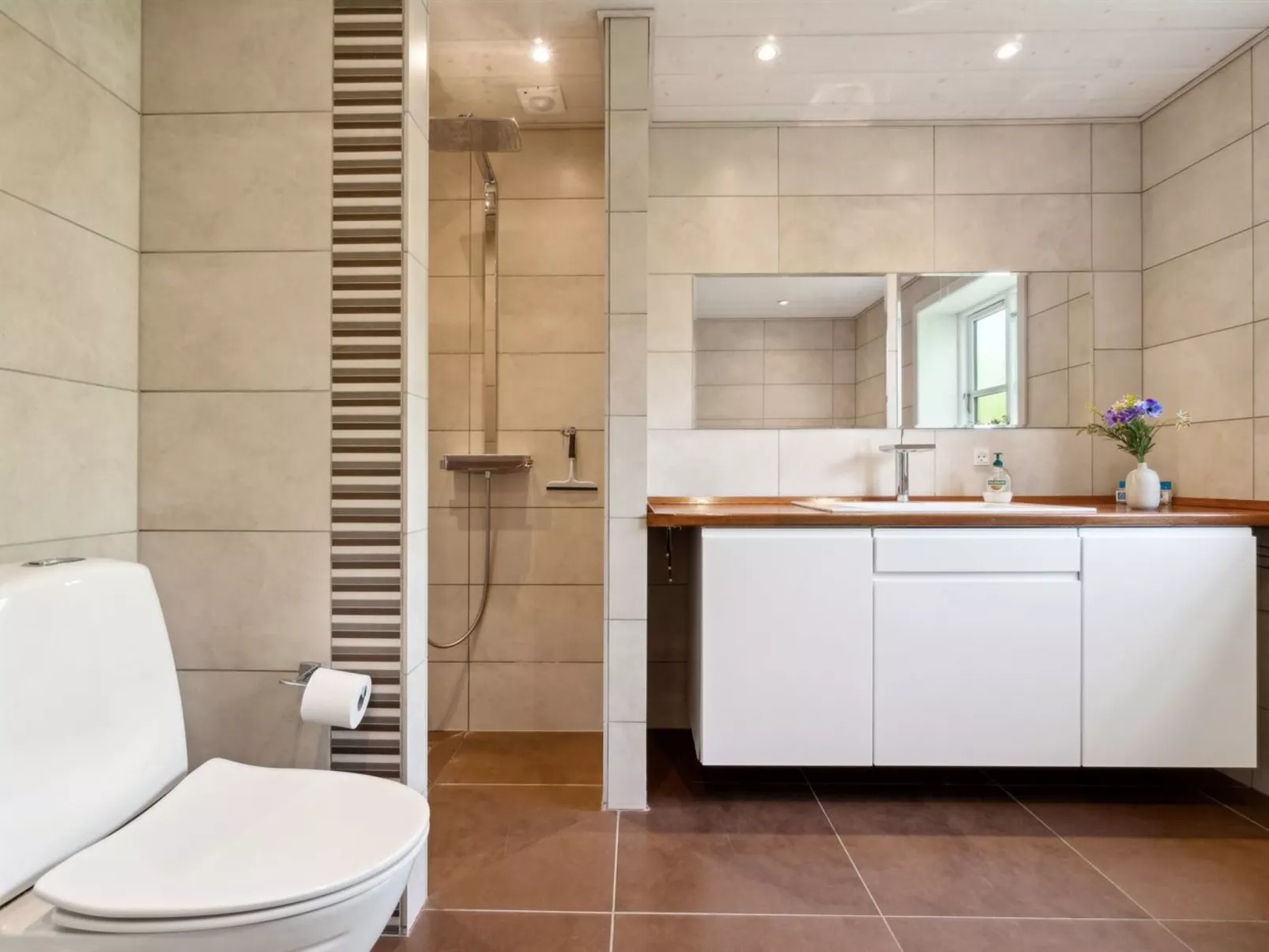 "Lisbeth" - 130m from the sea-Binnen